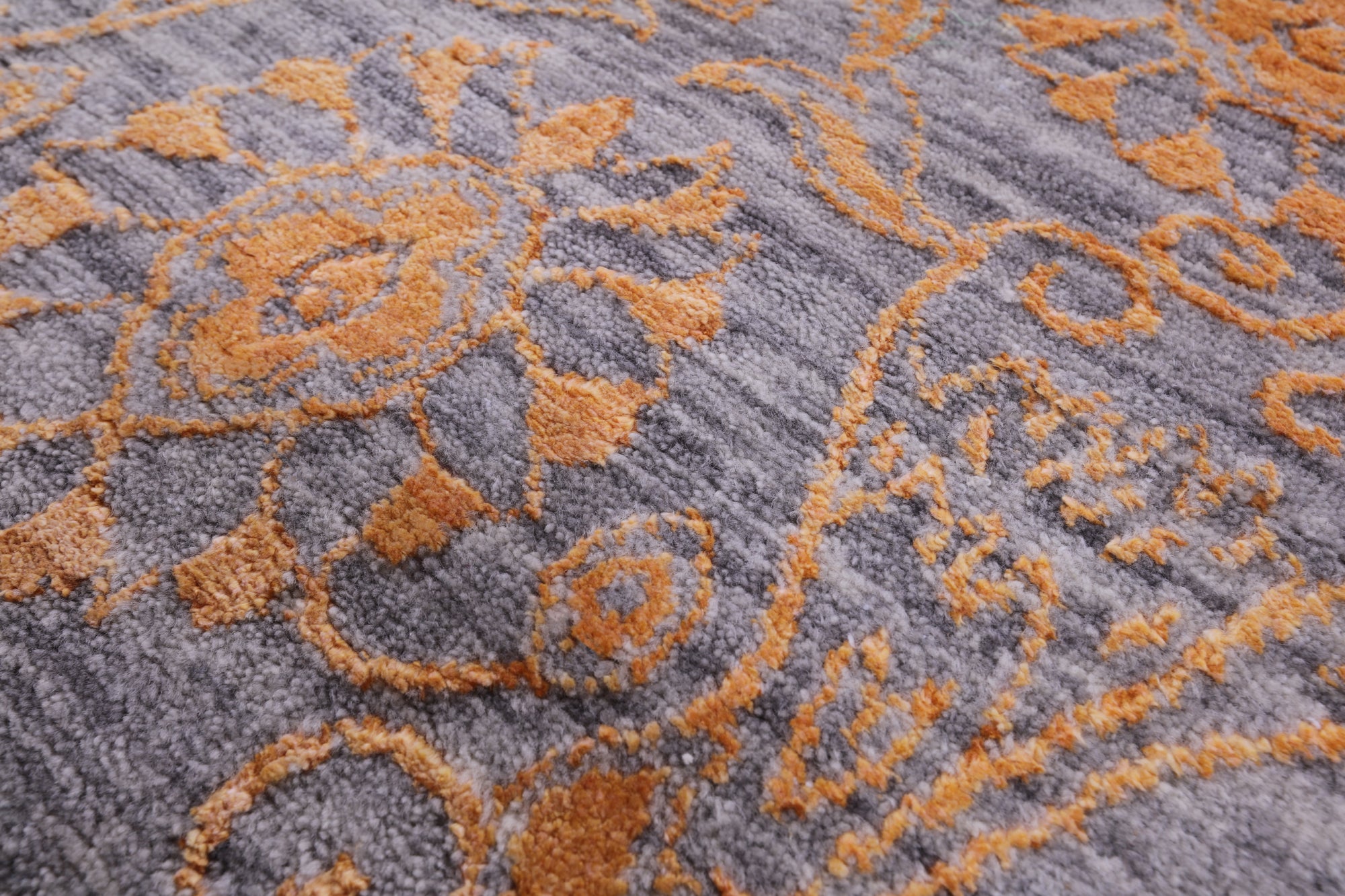 Grey Persian Hand Knotted Wool & Silk Rug - 9' 0" X 12' 3" - Golden Nile