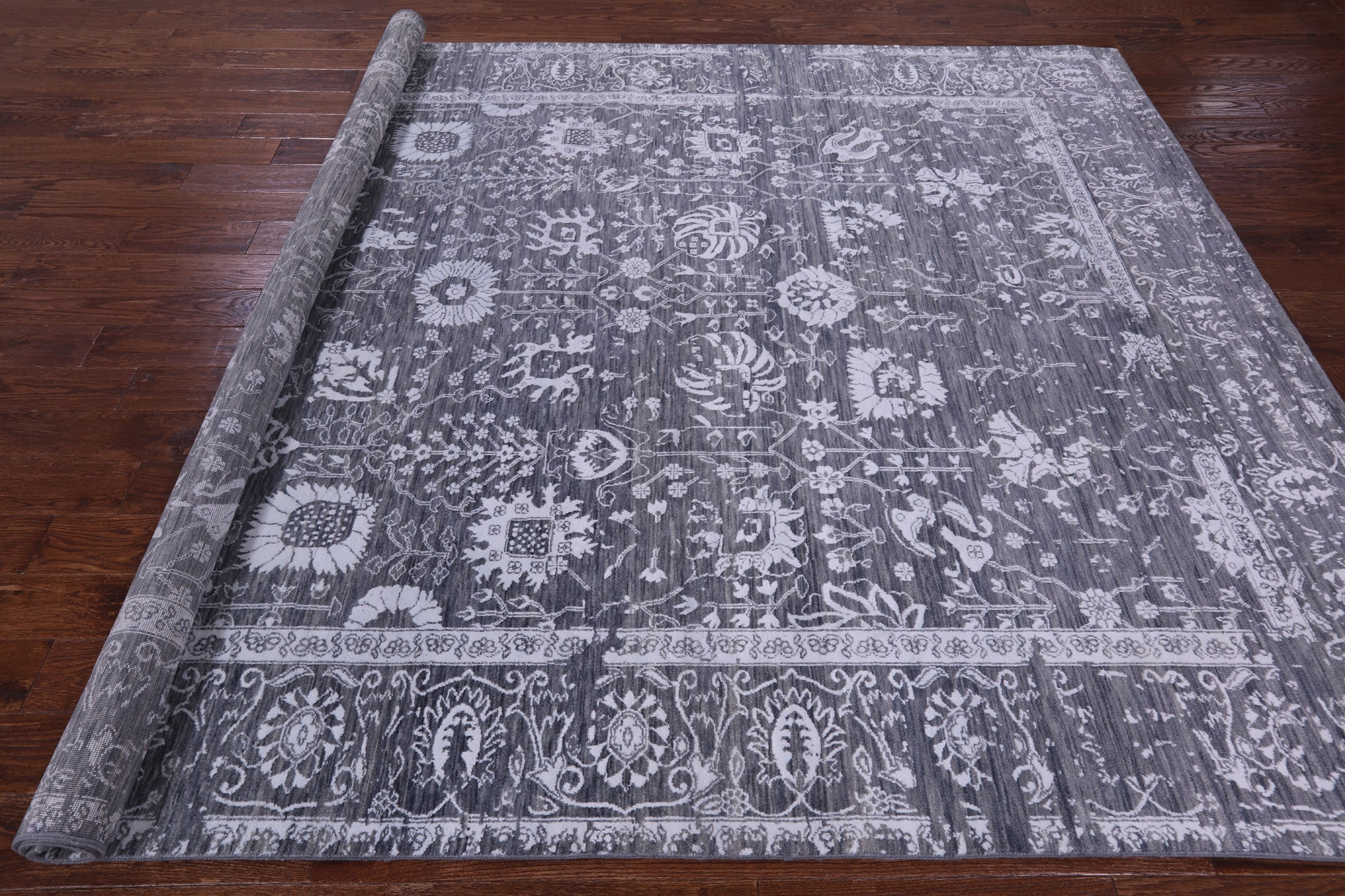 Grey Persian Handmade Wool & Silk Rug - 8' 0" X 10' 0" - Golden Nile