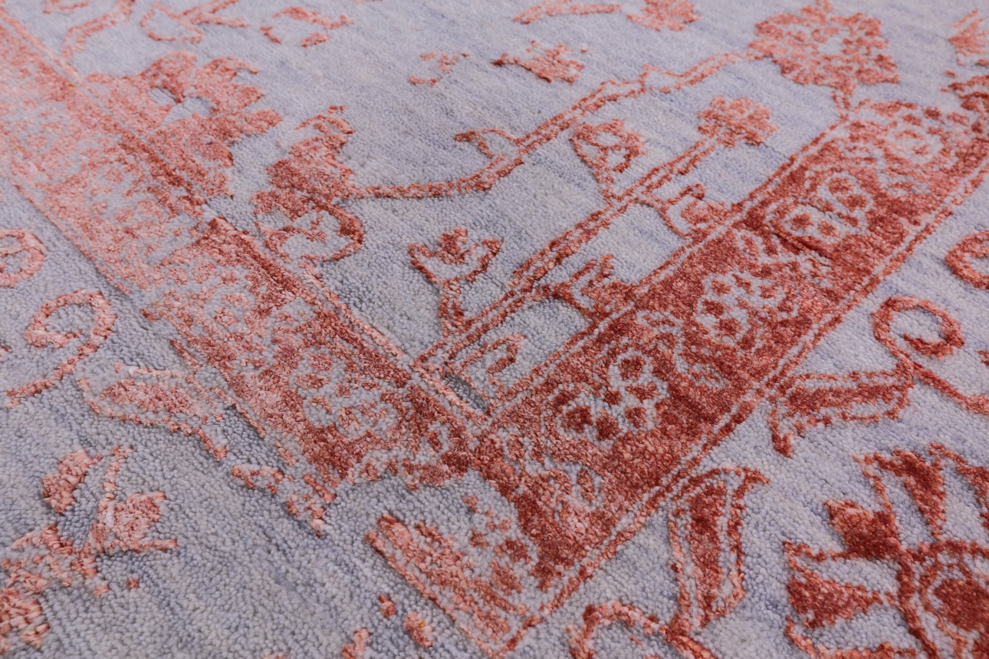 Grey Persian Hand Knotted Wool & Silk Rug - 8' 0" X 9' 11" - Golden Nile