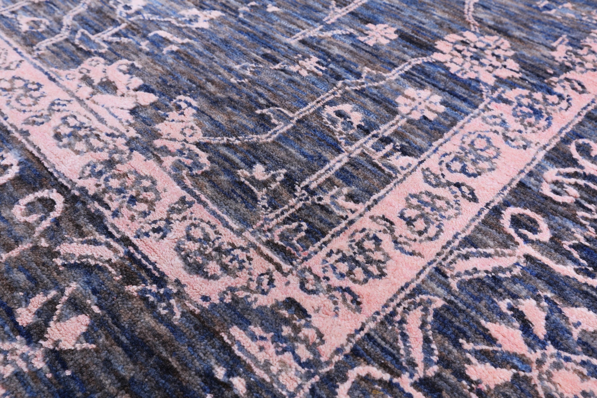 Grey Persian Hand Knotted Wool & Silk Rug - 8' 1" X 10' 2" - Golden Nile