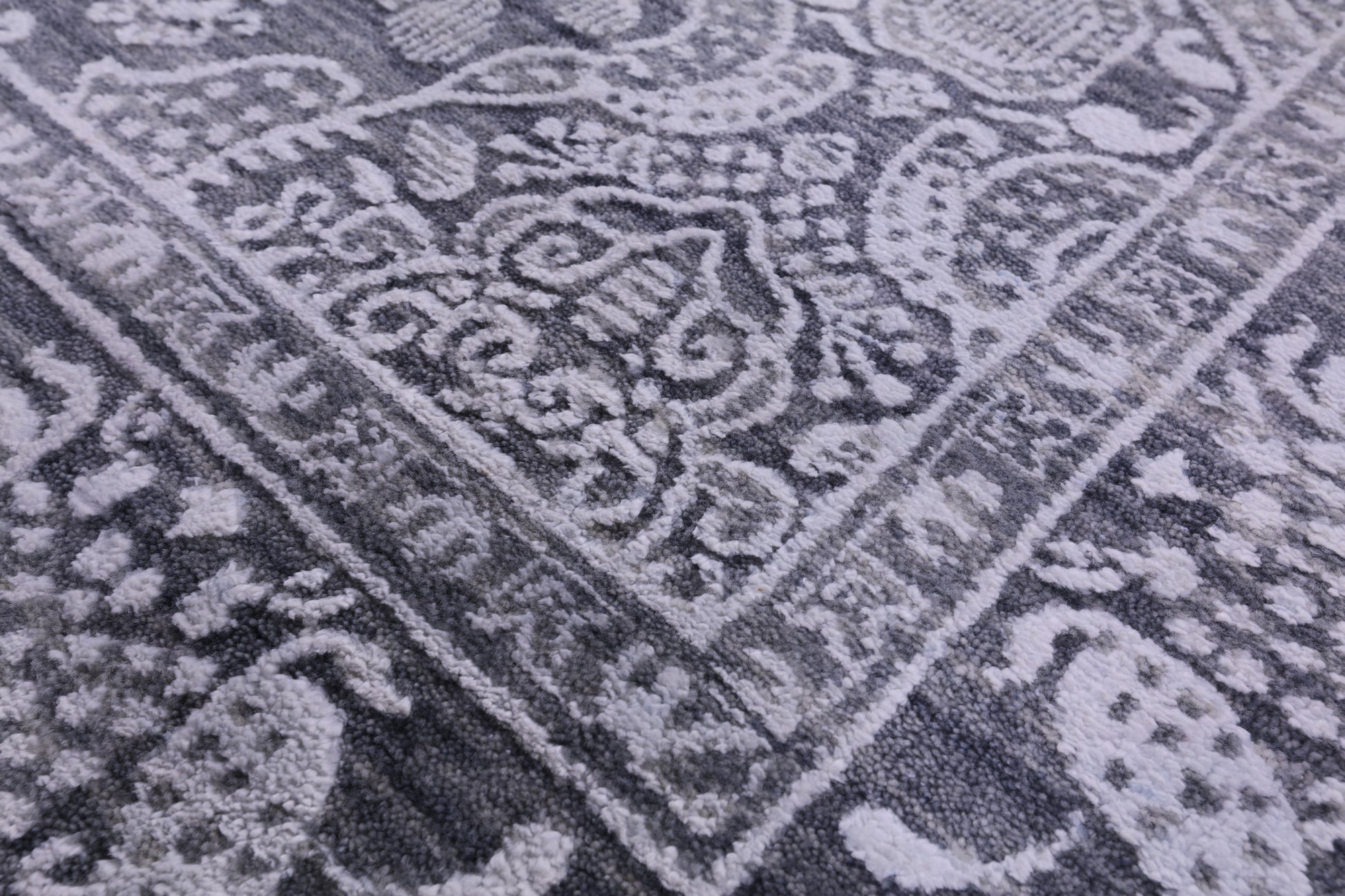 Grey Persian Hand Knotted Wool & Silk Rug - 8' 11" X 12' 1" - Golden Nile