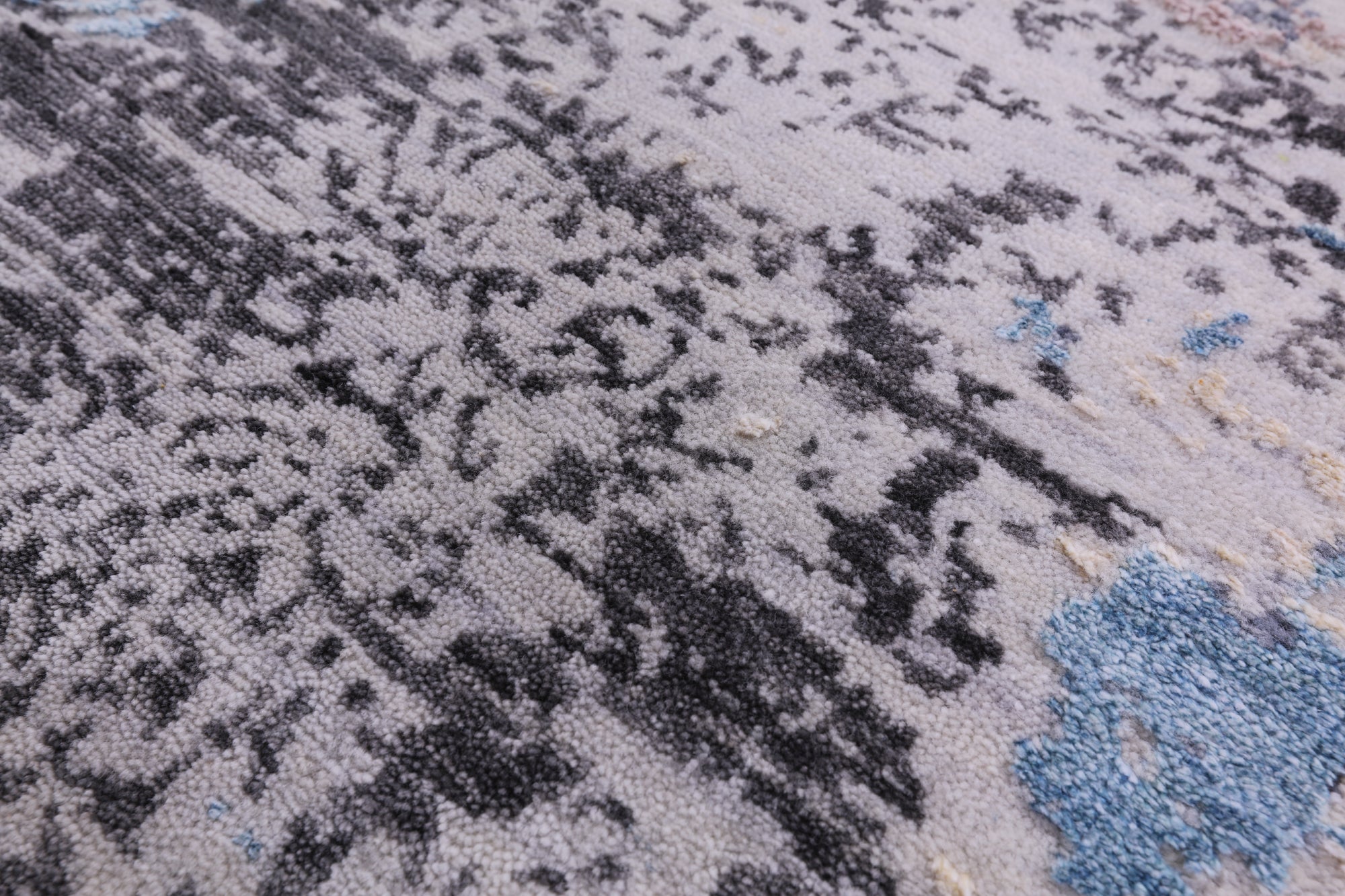 Abstract Modern Hand Knotted Wool & Silk Rug - 7' 9" X 9' 11" - Golden Nile