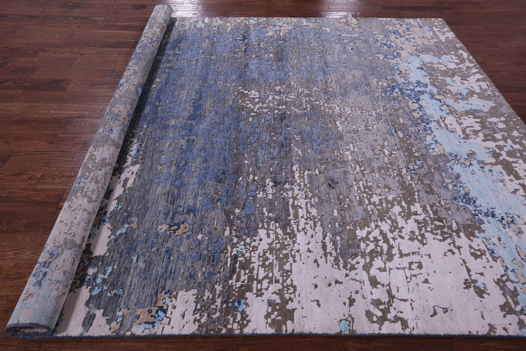 Abstract Modern Hand Knotted Wool & Silk Rug - 7' 11" X 9' 11" - Golden Nile