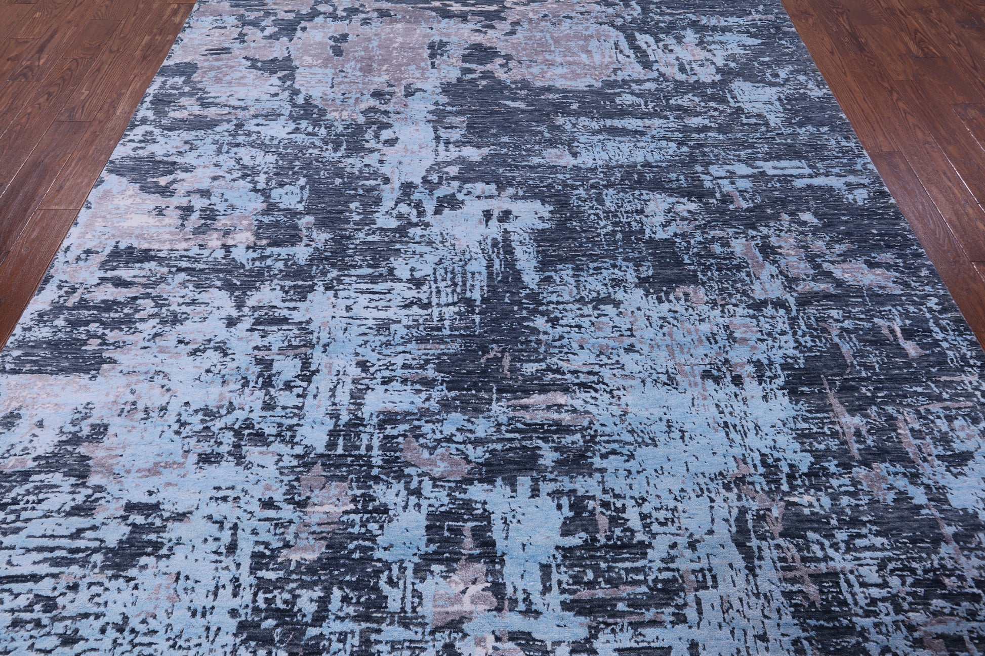 Abstract Modern Hand Knotted Wool & Silk Rug - 7' 11" X 10' 3" - Golden Nile