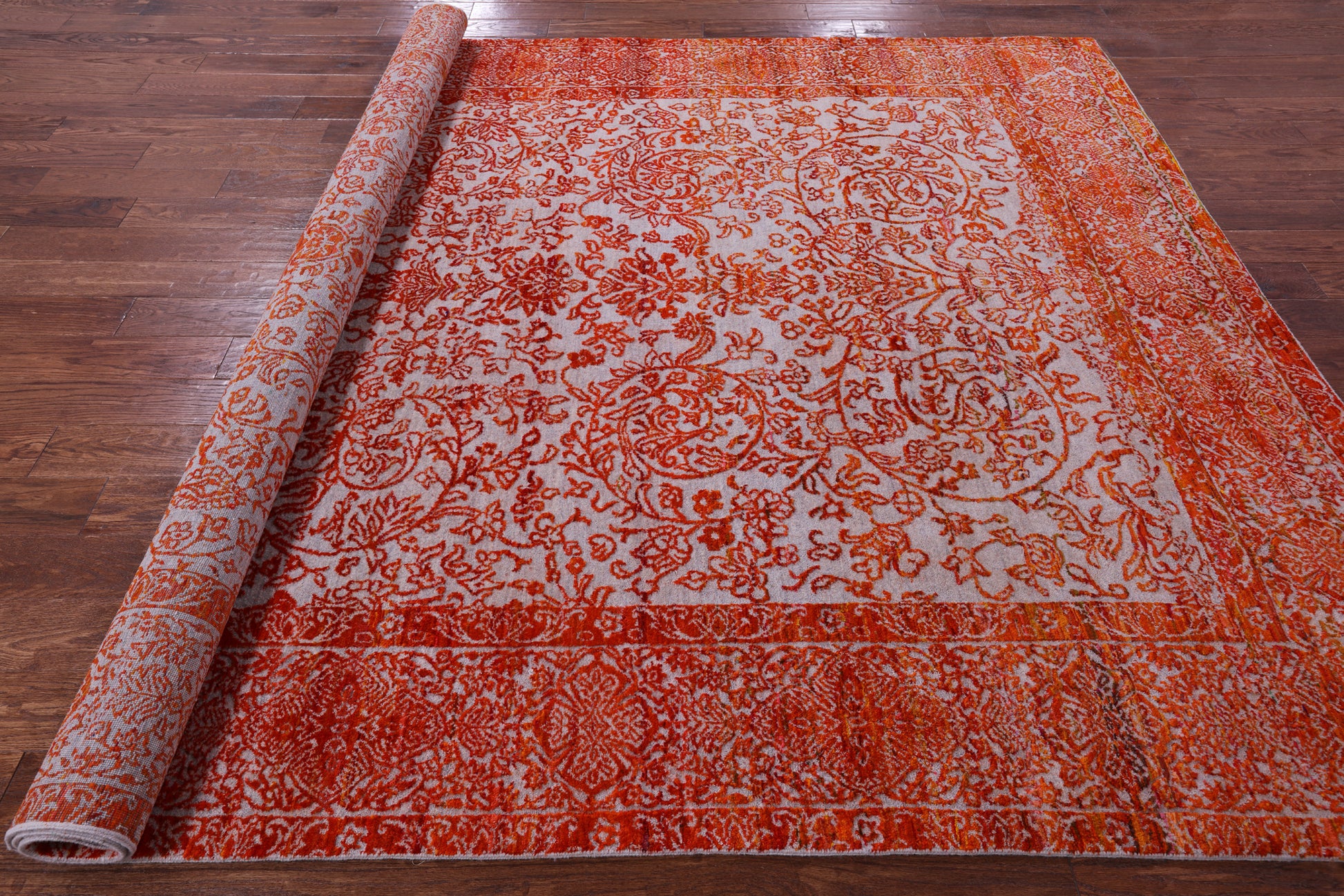 Grey Persian Handmade Wool & Silk Rug - 7' 11" X 9' 10" - Golden Nile