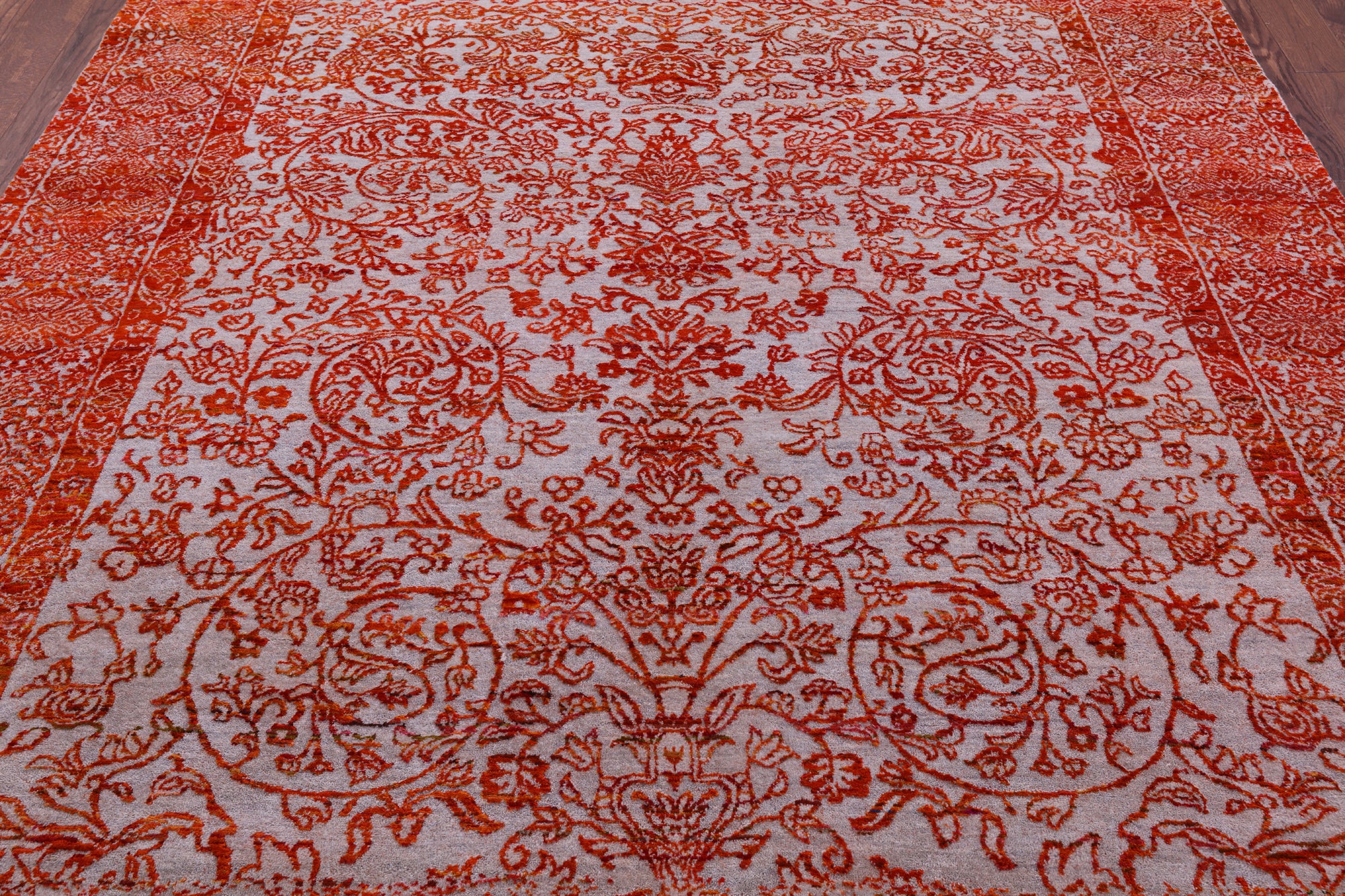 Grey Persian Handmade Wool & Silk Rug - 7' 11" X 9' 10" - Golden Nile