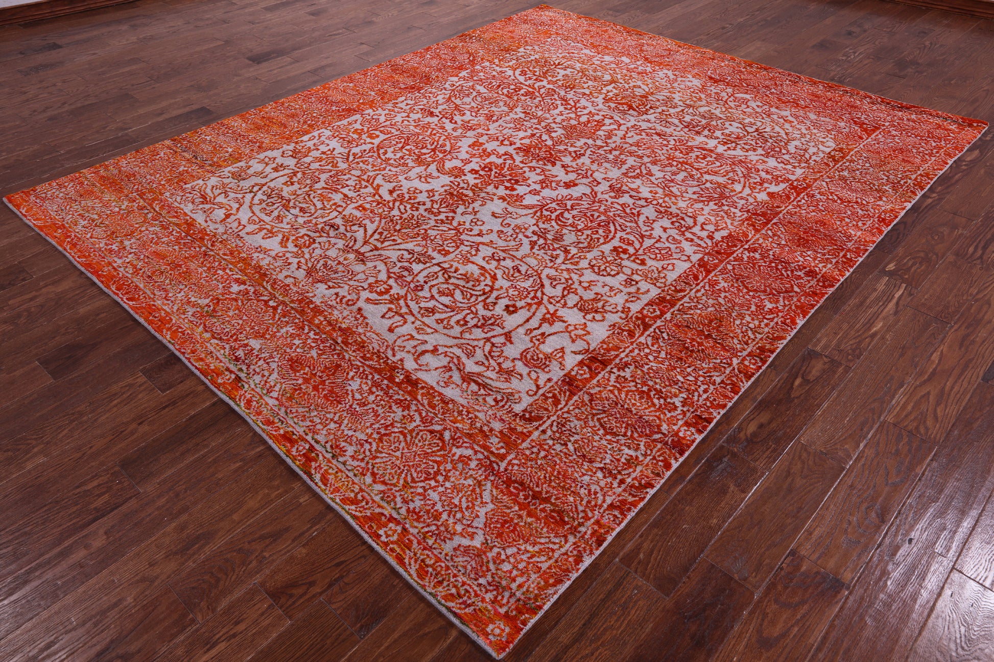 Grey Persian Handmade Wool & Silk Rug - 7' 11" X 9' 10" - Golden Nile
