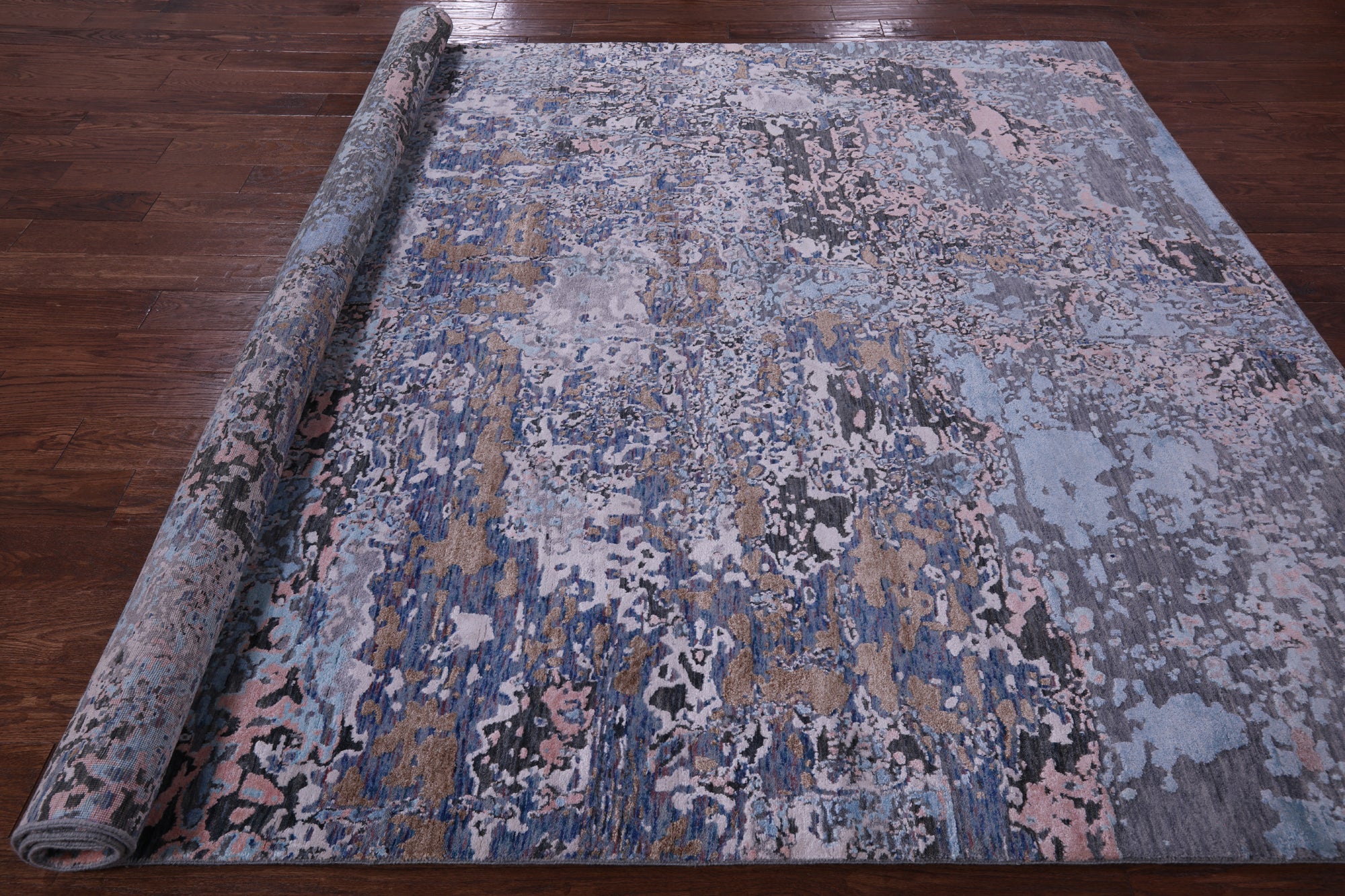 Abstract Modern Hand Knotted Wool & Silk Rug - 7' 10" X 9' 9" - Golden Nile