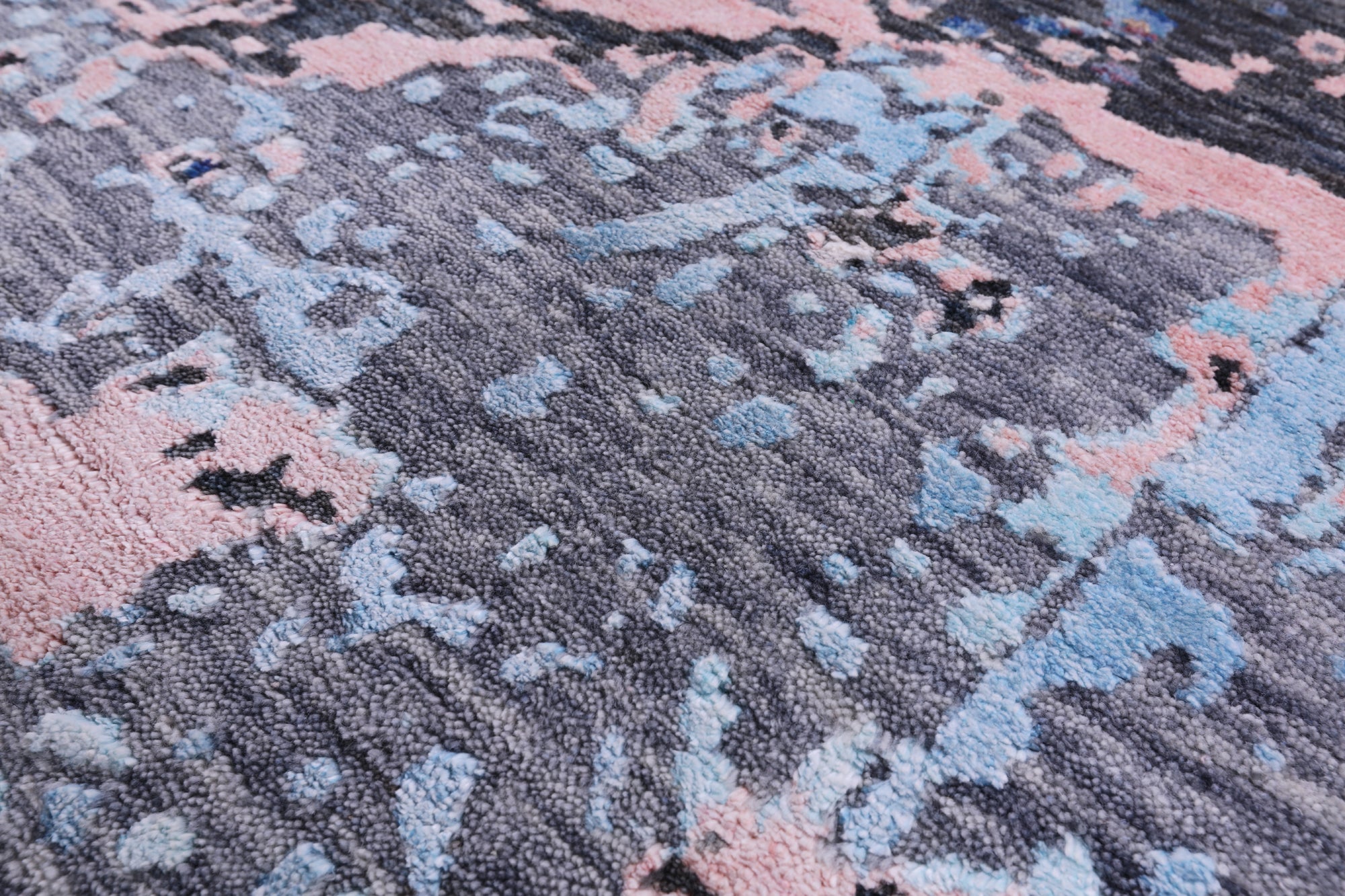 Abstract Modern Hand Knotted Wool & Silk Rug - 7' 10" X 9' 9" - Golden Nile