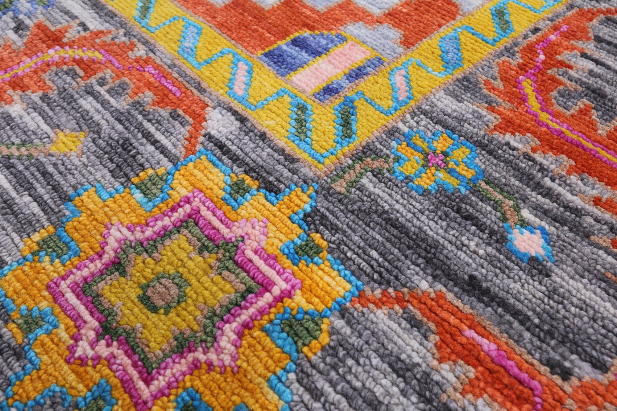 Kazak Hand Knotted Wool Rug - 9' 1" X 11' 10" - Golden Nile