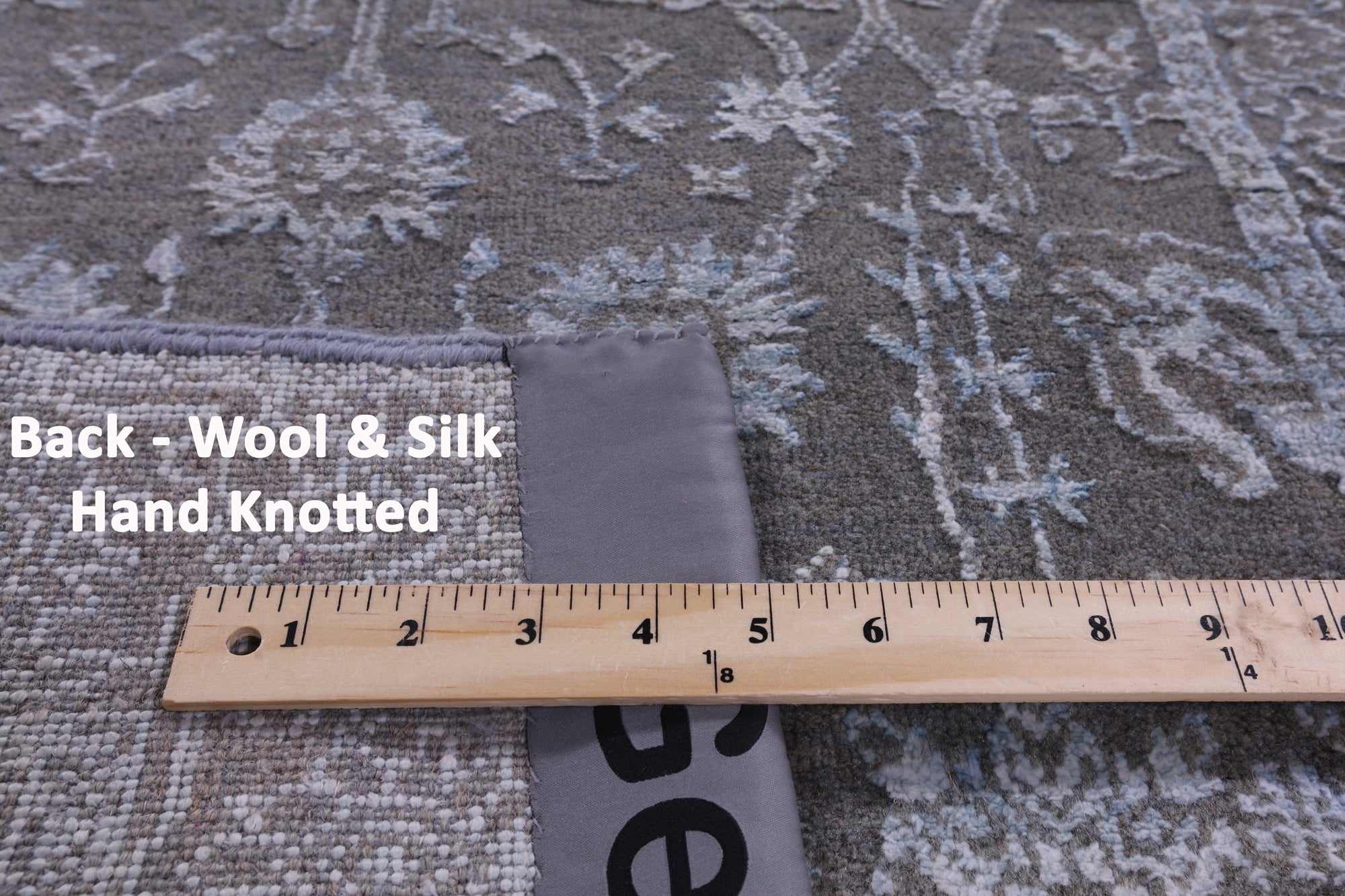 Grey Persian Hand Knotted Wool & Silk Runner Rug - 2' 7" X 9' 11" - Golden Nile