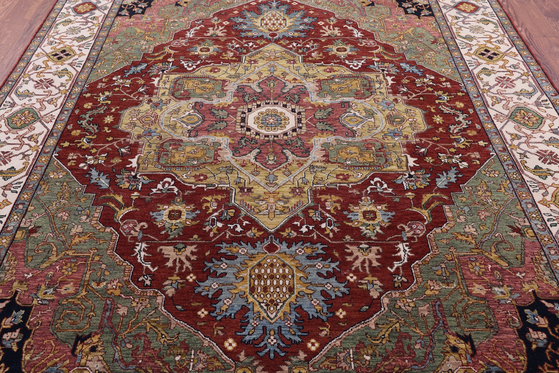 Persian Fine Serapi Hand Knotted Wool Rug - 7' 11" X 9' 9" - Golden Nile