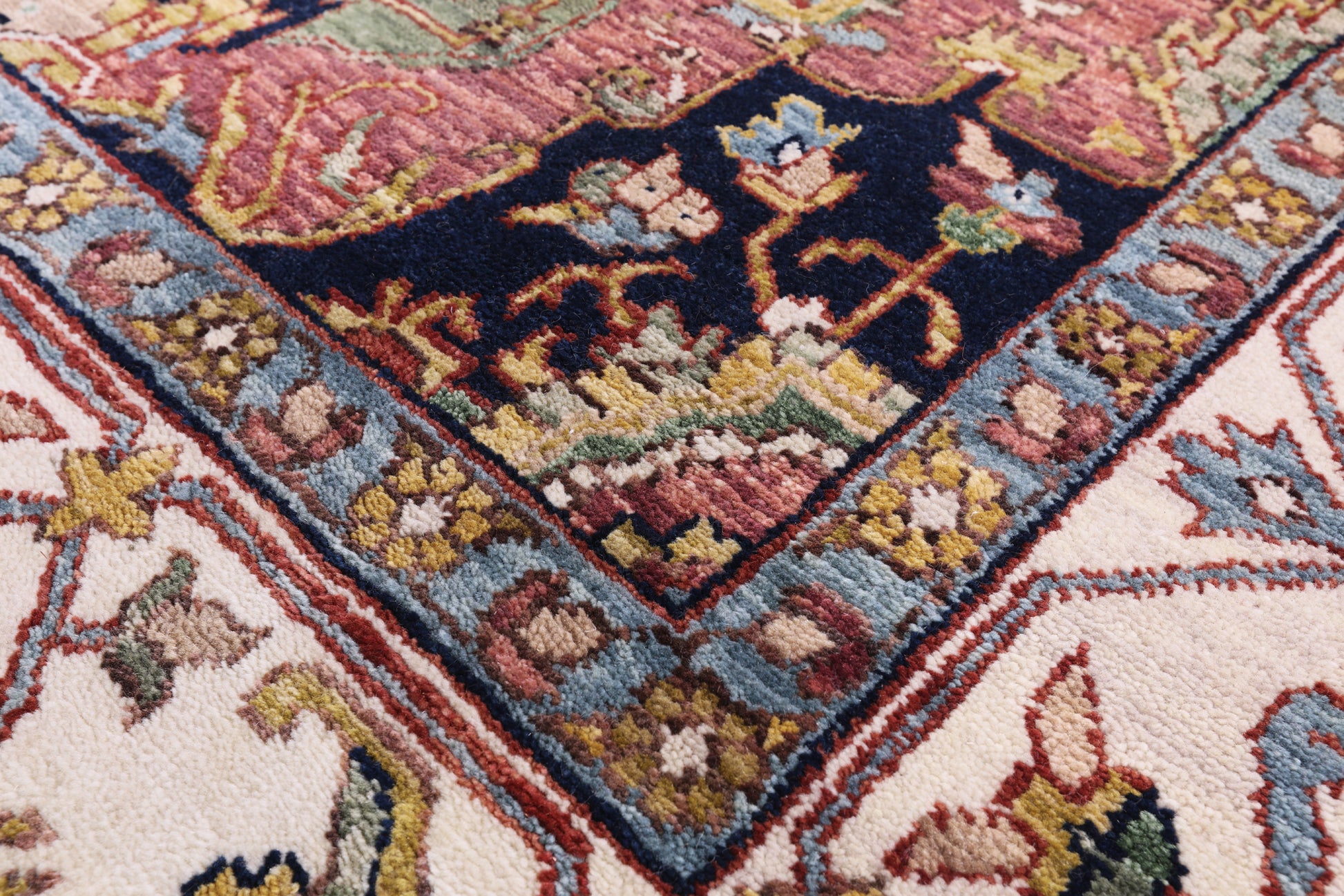 Persian Fine Serapi Hand Knotted Wool Rug - 7' 11" X 9' 9" - Golden Nile