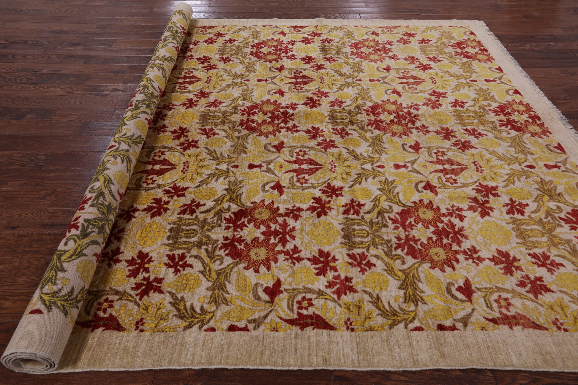Ivory William Morris Handmade Wool Area Rug - 8' 10" X 11' 8" - Golden Nile