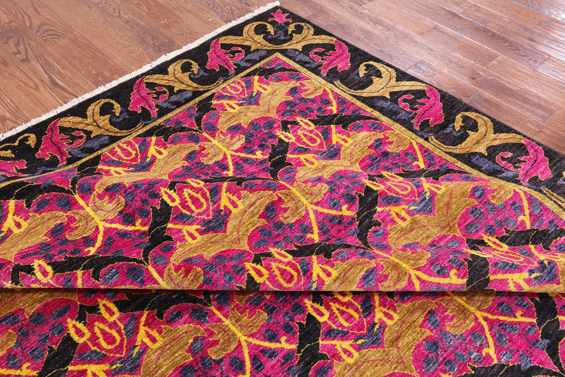 Pink William Morris Hand Knotted Wool Area Rug - 8' 1" X 11' 4" - Golden Nile