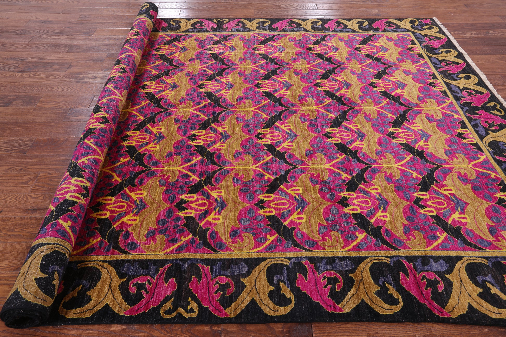 Pink William Morris Hand Knotted Wool Area Rug - 8' 1" X 11' 4" - Golden Nile