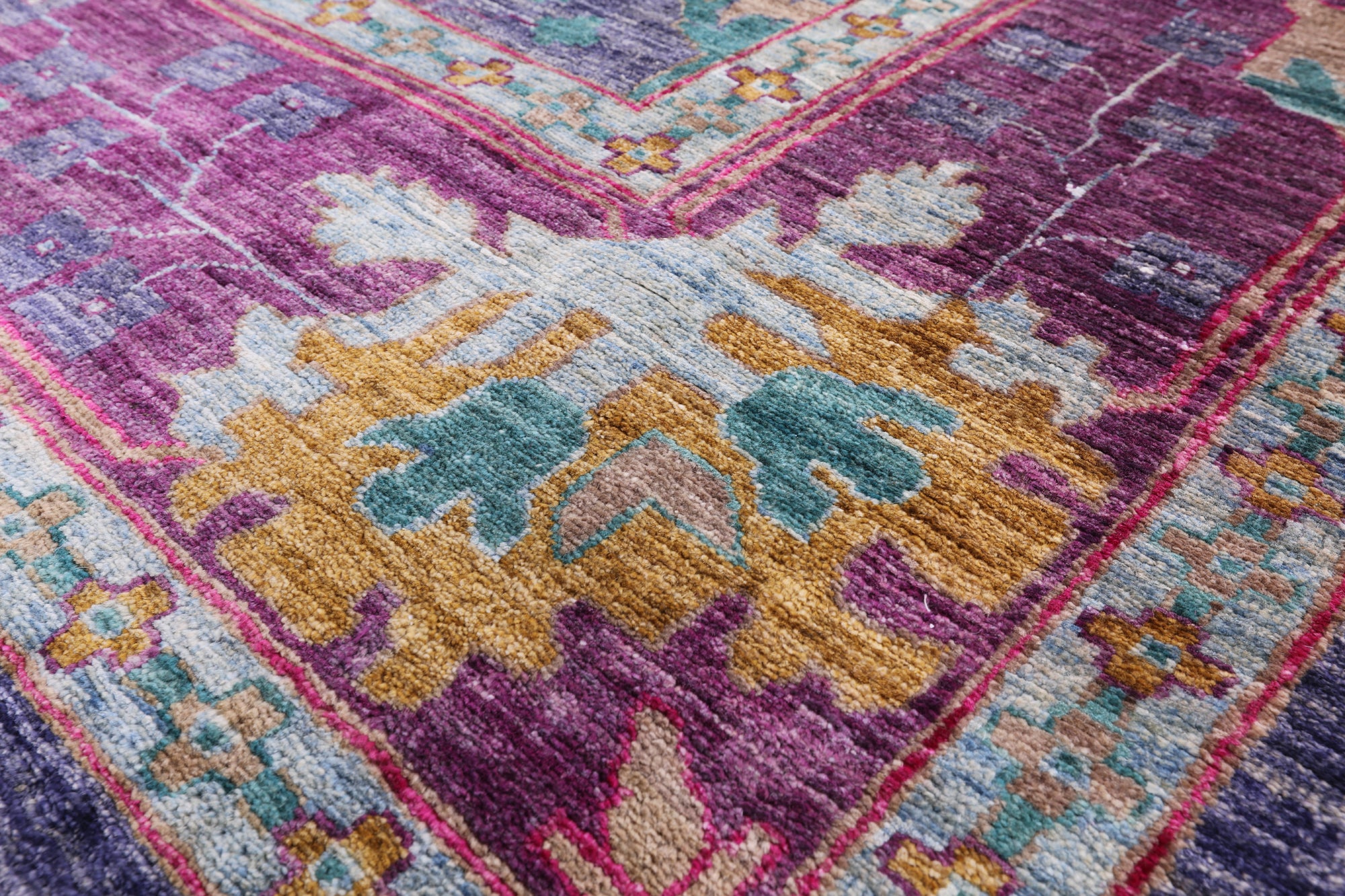 William Morris Handmade Wool Area Rug - 7' 10" X 10' 1" - Golden Nile