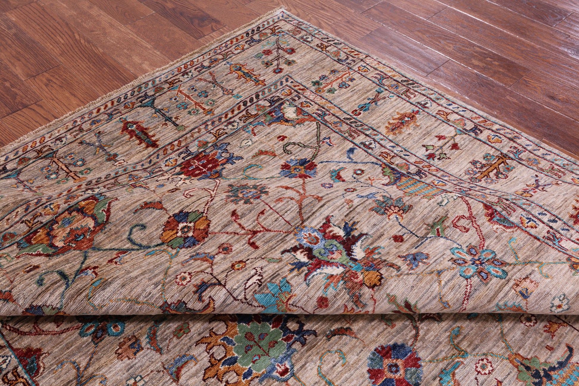 Peshawar Hand Knotted Wool Rug - 6' 10" X 10' 2" - Golden Nile