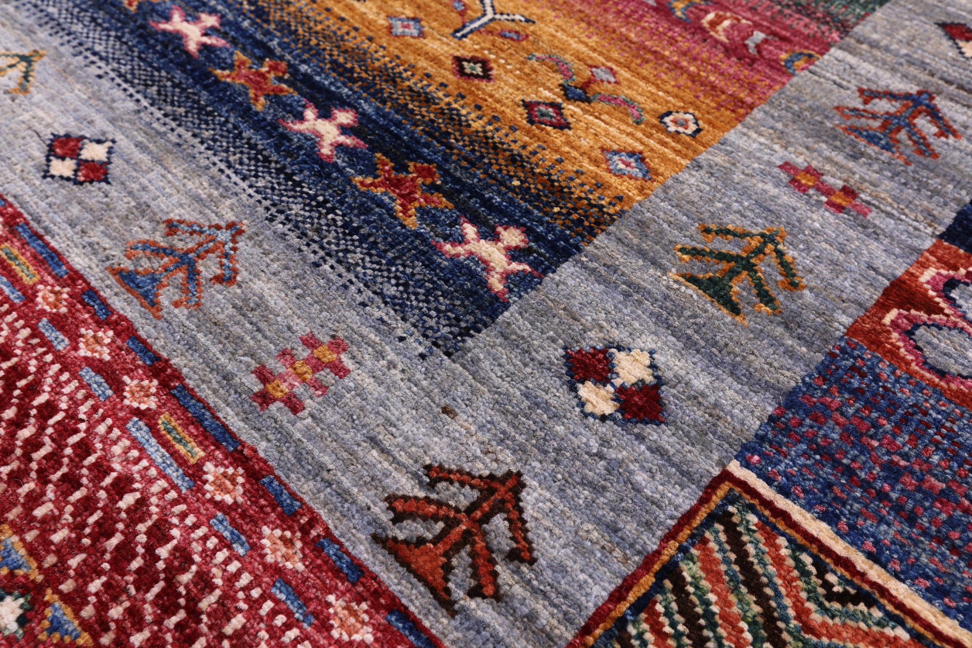 Tribal Persian Gabbeh Handmade Wool Rug - 5' 8" X 7' 10" - Golden Nile