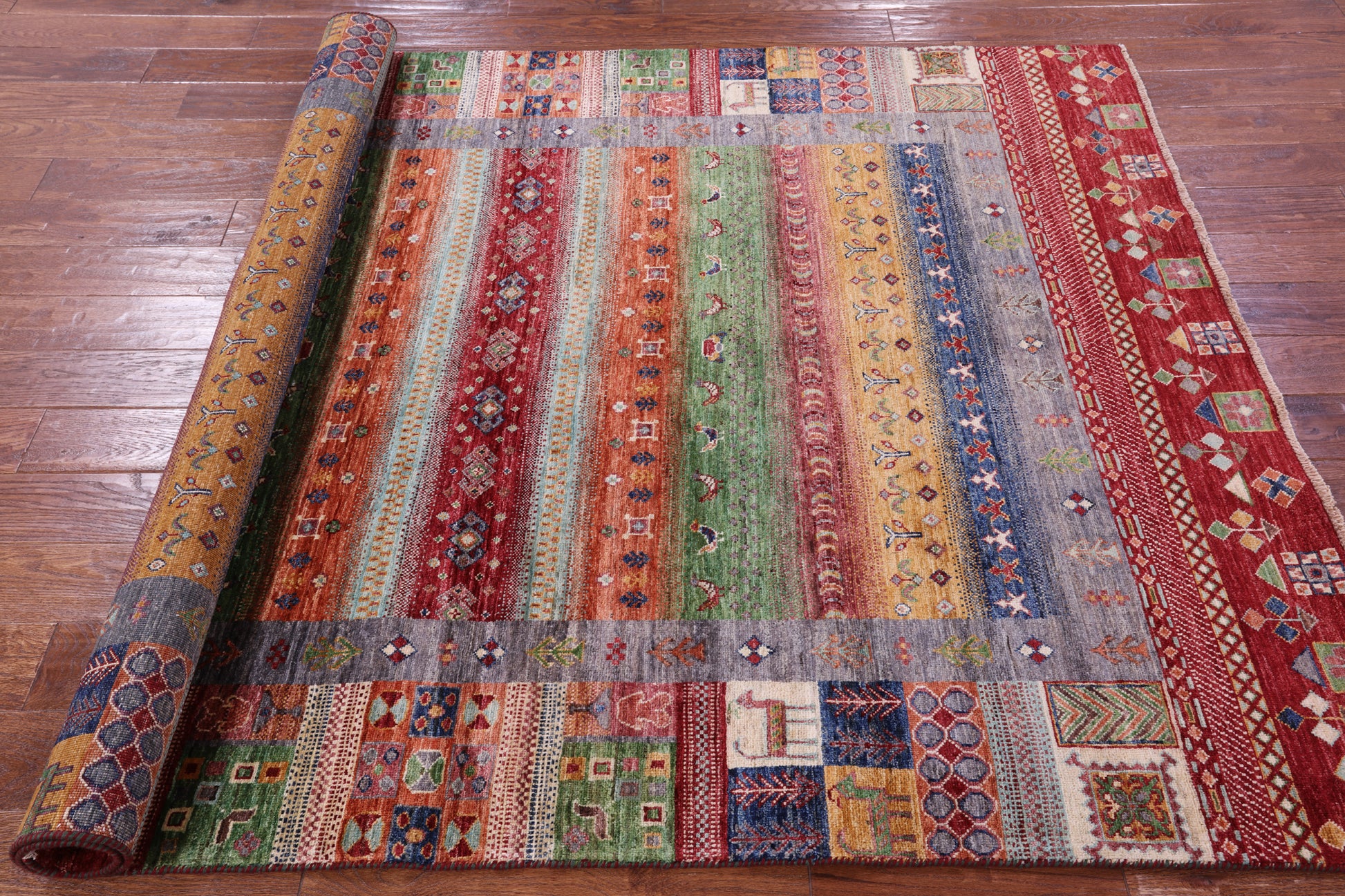 Tribal Persian Gabbeh Hand Knotted Wool Rug - 5' 7" X 7' 7" - Golden Nile