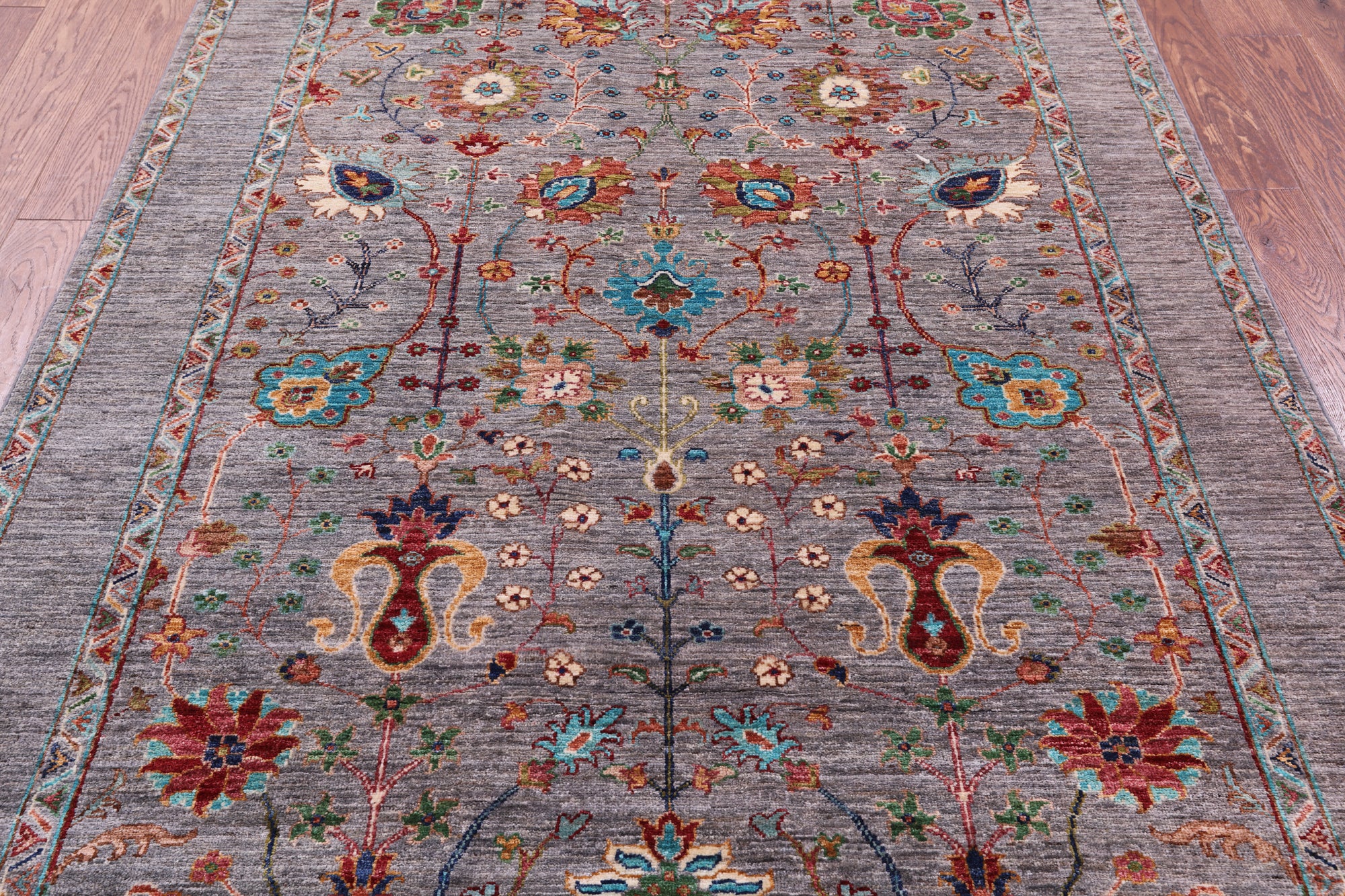 Grey Peshawar Hand Knotted Wool Rug - 5' 1" X 6' 9" - Golden Nile