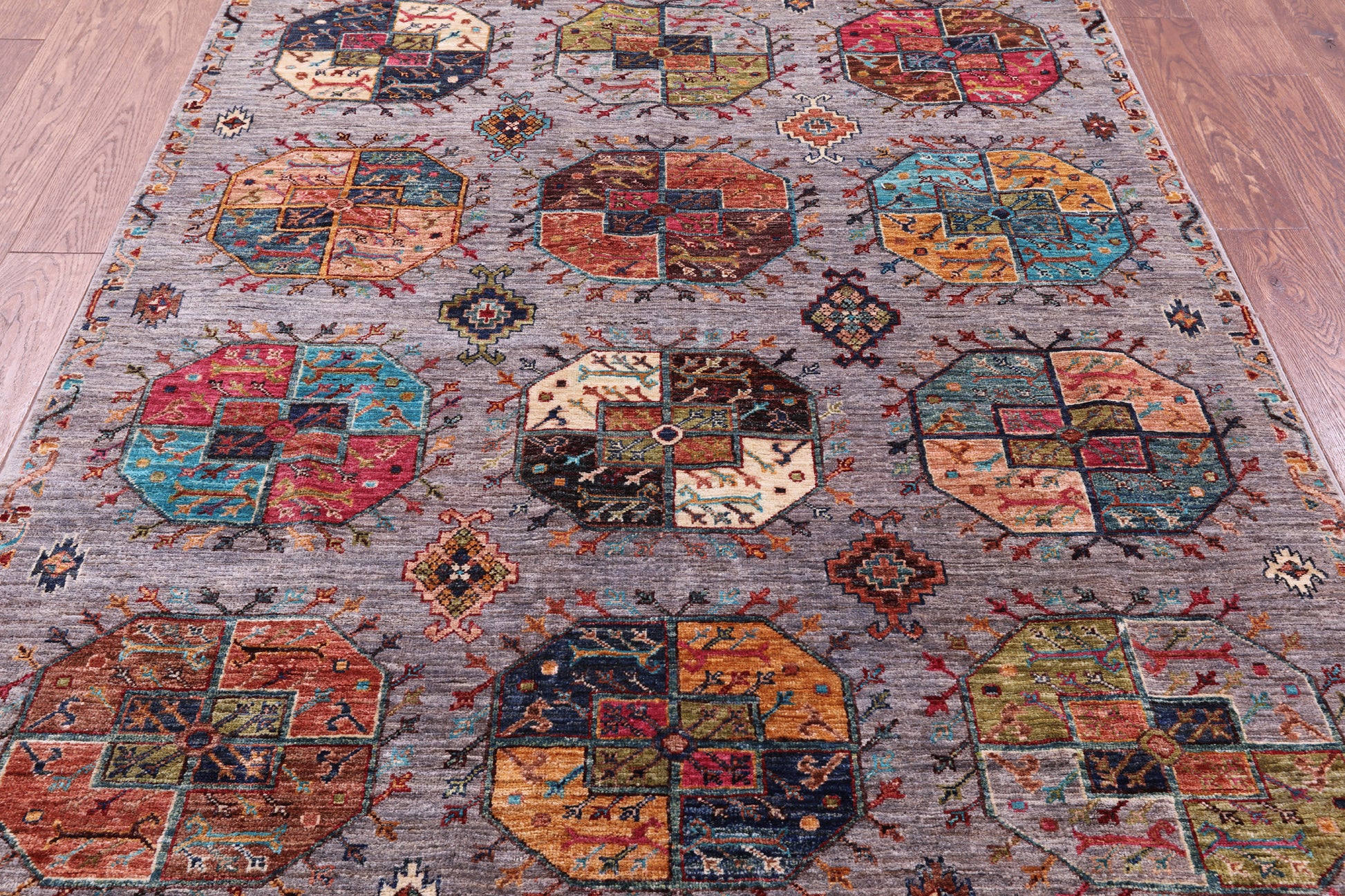 Grey Turkmen Ersari Hand Knotted Wool Rug - 5' 0" X 6' 10" - Golden Nile