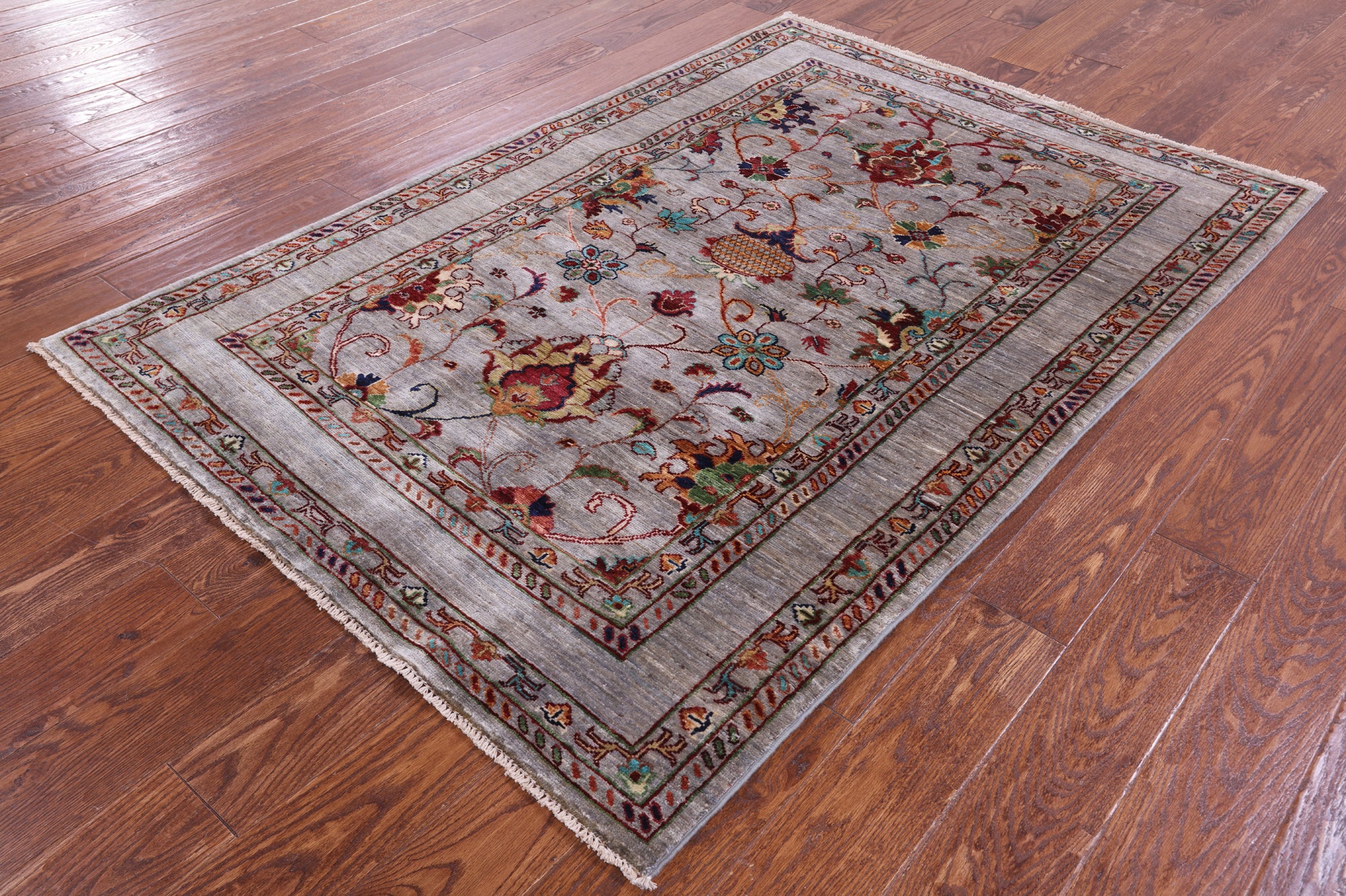 Peshawar Hand Knotted Wool Rug - 4' 1" X 5' 11" - Golden Nile
