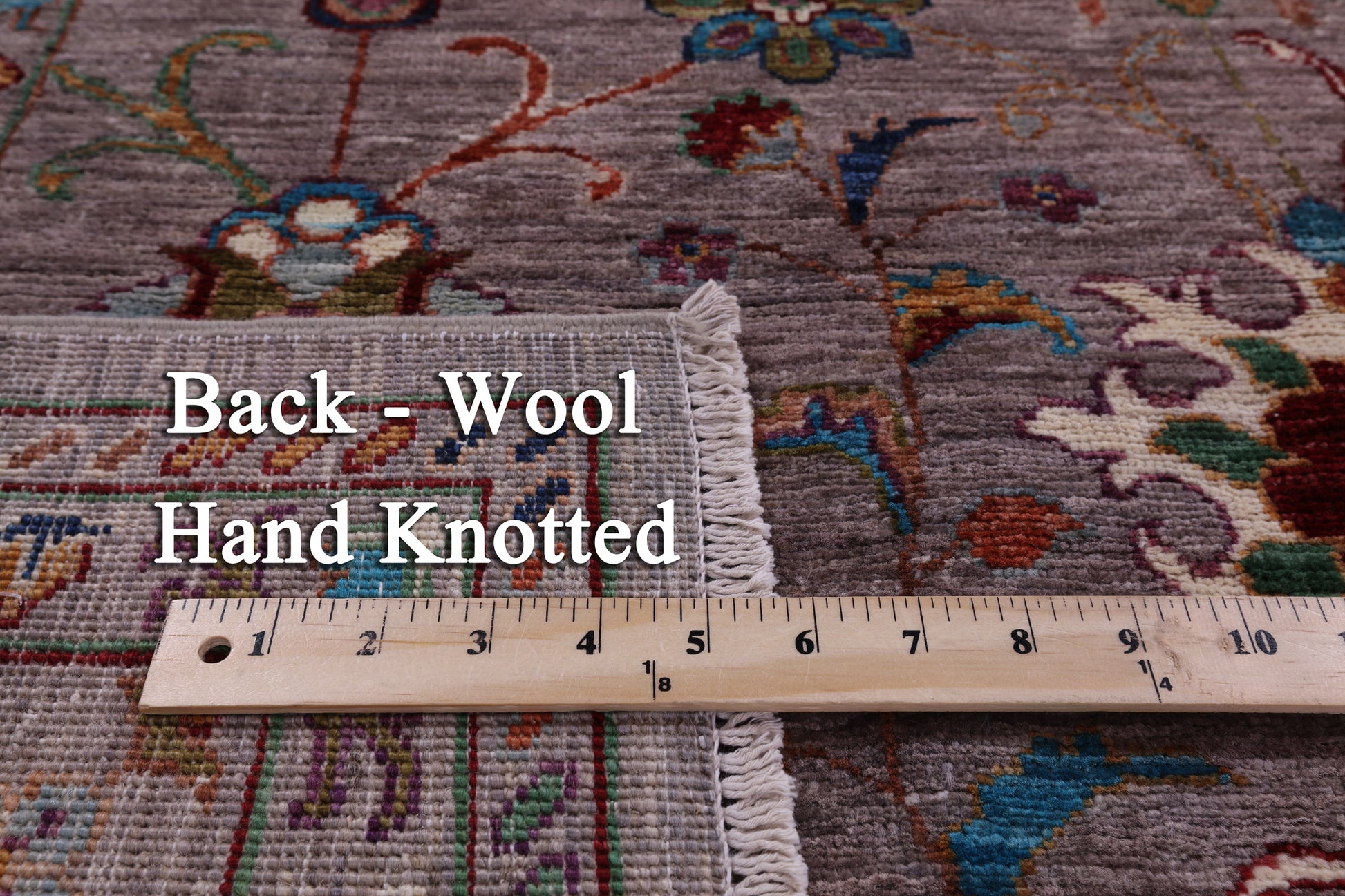 Peshawar Hand Knotted Wool Rug - 4' 9" X 6' 6" - Golden Nile