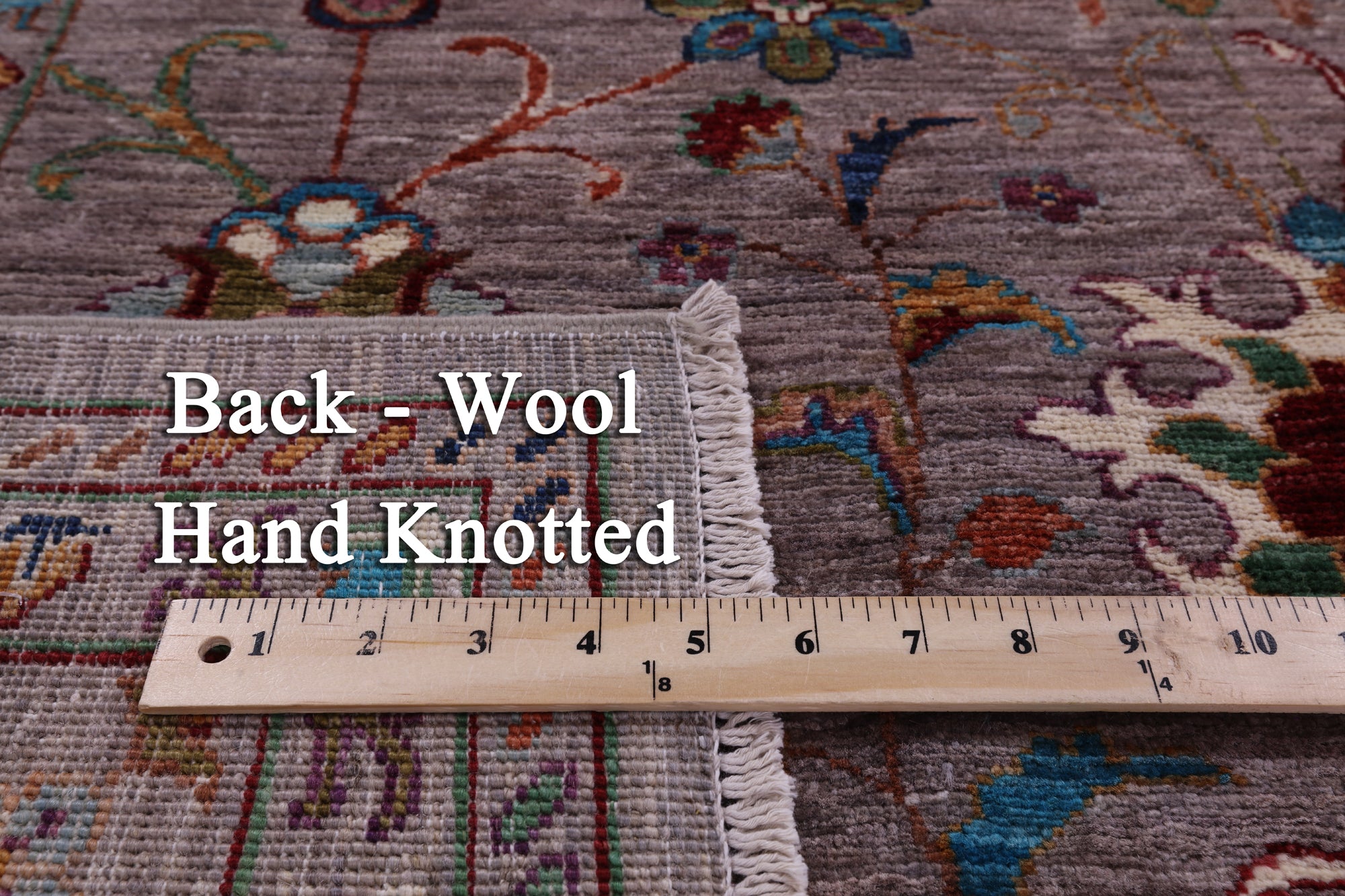 Peshawar Hand Knotted Wool Rug - 4' 9" X 6' 6" - Golden Nile