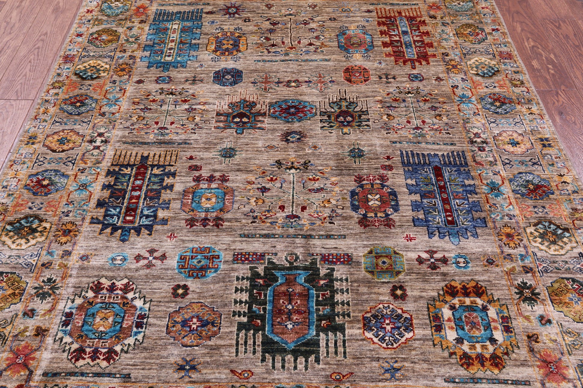 Turkmen Ersari Hand Knotted Wool Rug - 5' 0" X 6' 8" - Golden Nile