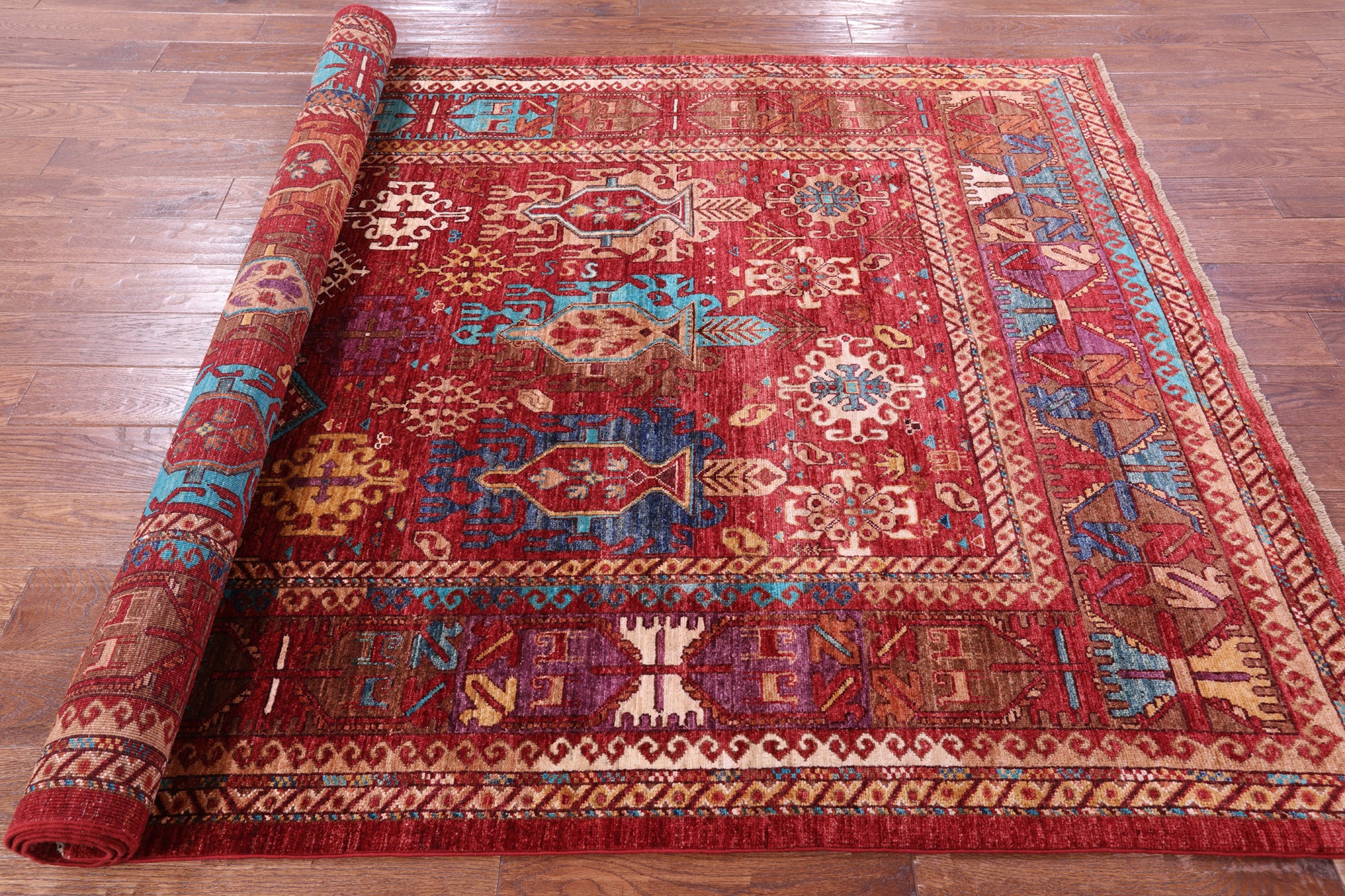 Red Turkmen Ersari Hand Knotted Wool Rug - 5' 8" X 8' 4" - Golden Nile