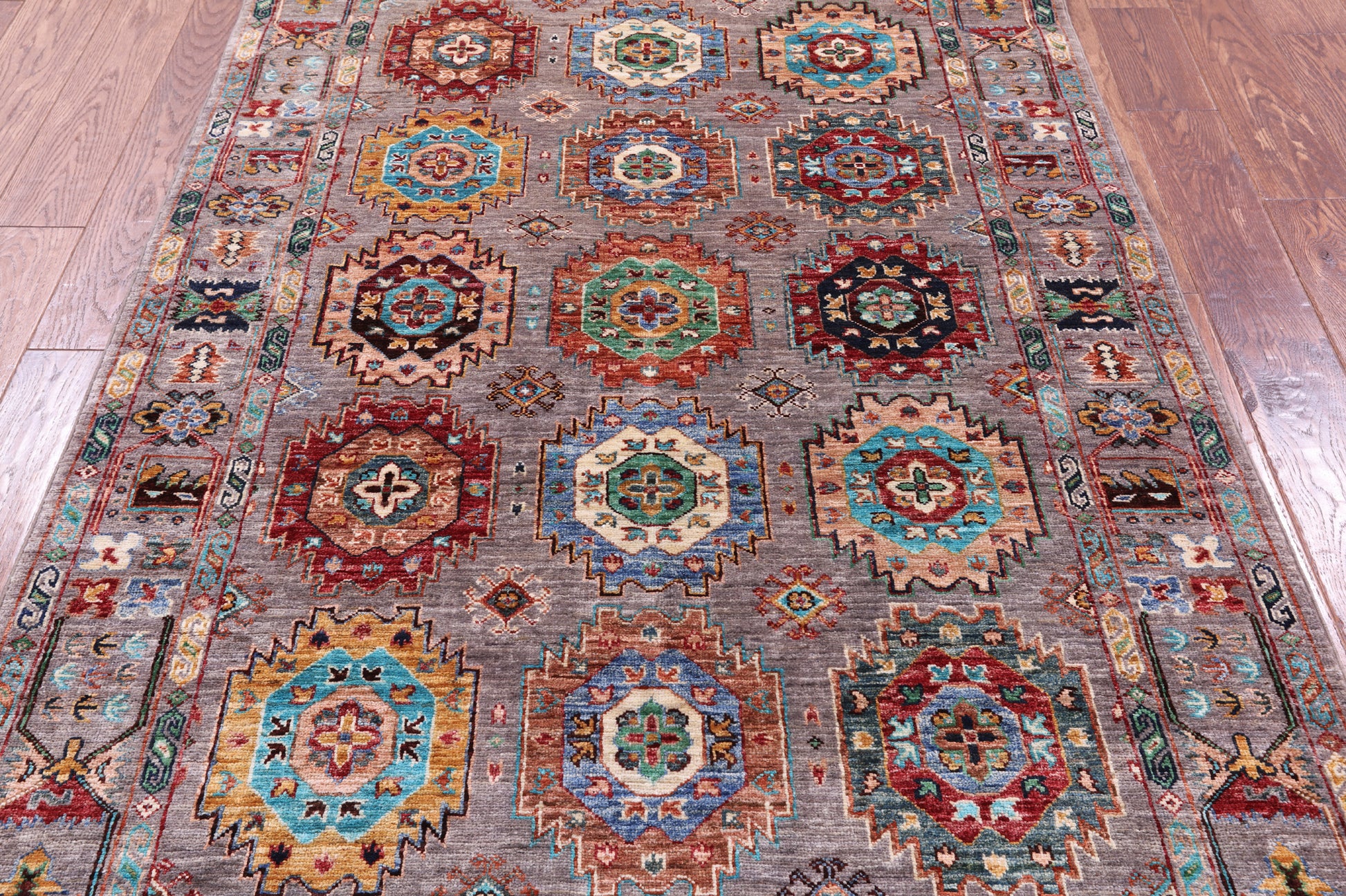Turkmen Ersari Hand Knotted Wool Rug - 4' 3" X 6' 1" - Golden Nile