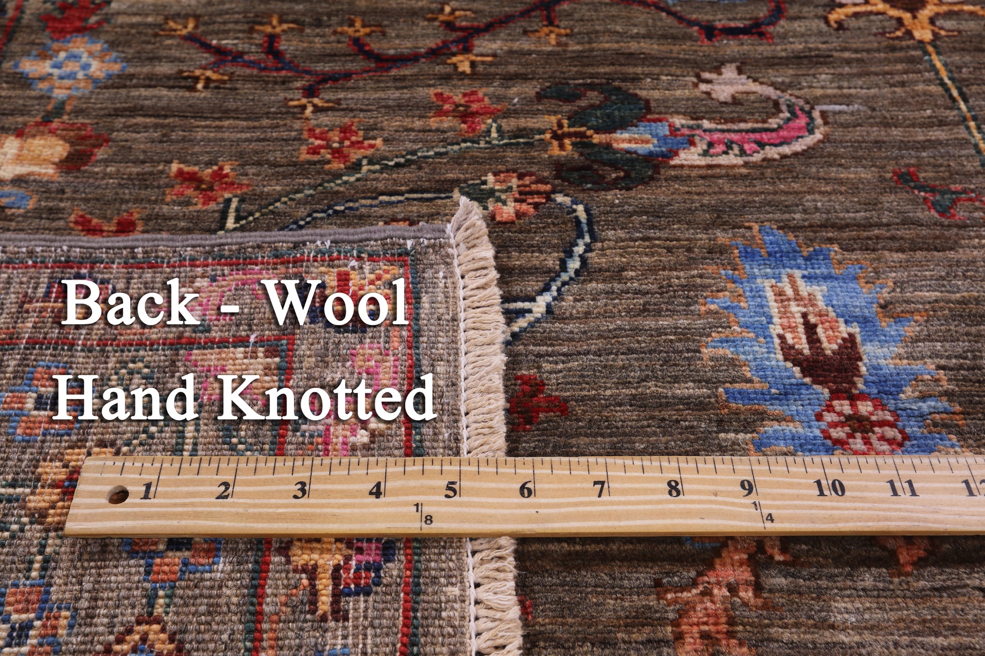 Peshawar Hand Knotted Wool Rug - 4' 10" X 6' 7" - Golden Nile