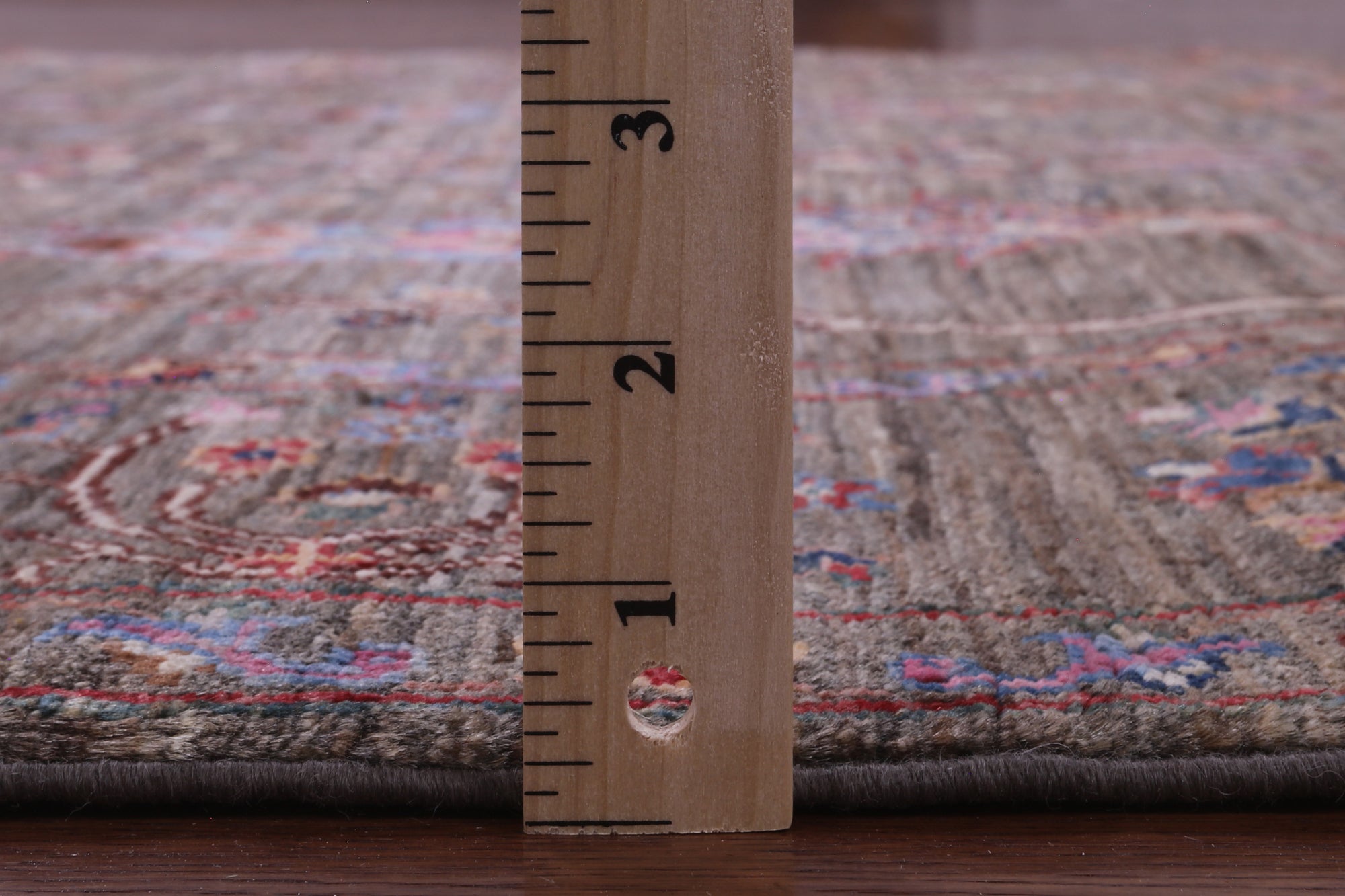 Peshawar Hand Knotted Wool Rug - 4' 10" X 6' 7" - Golden Nile