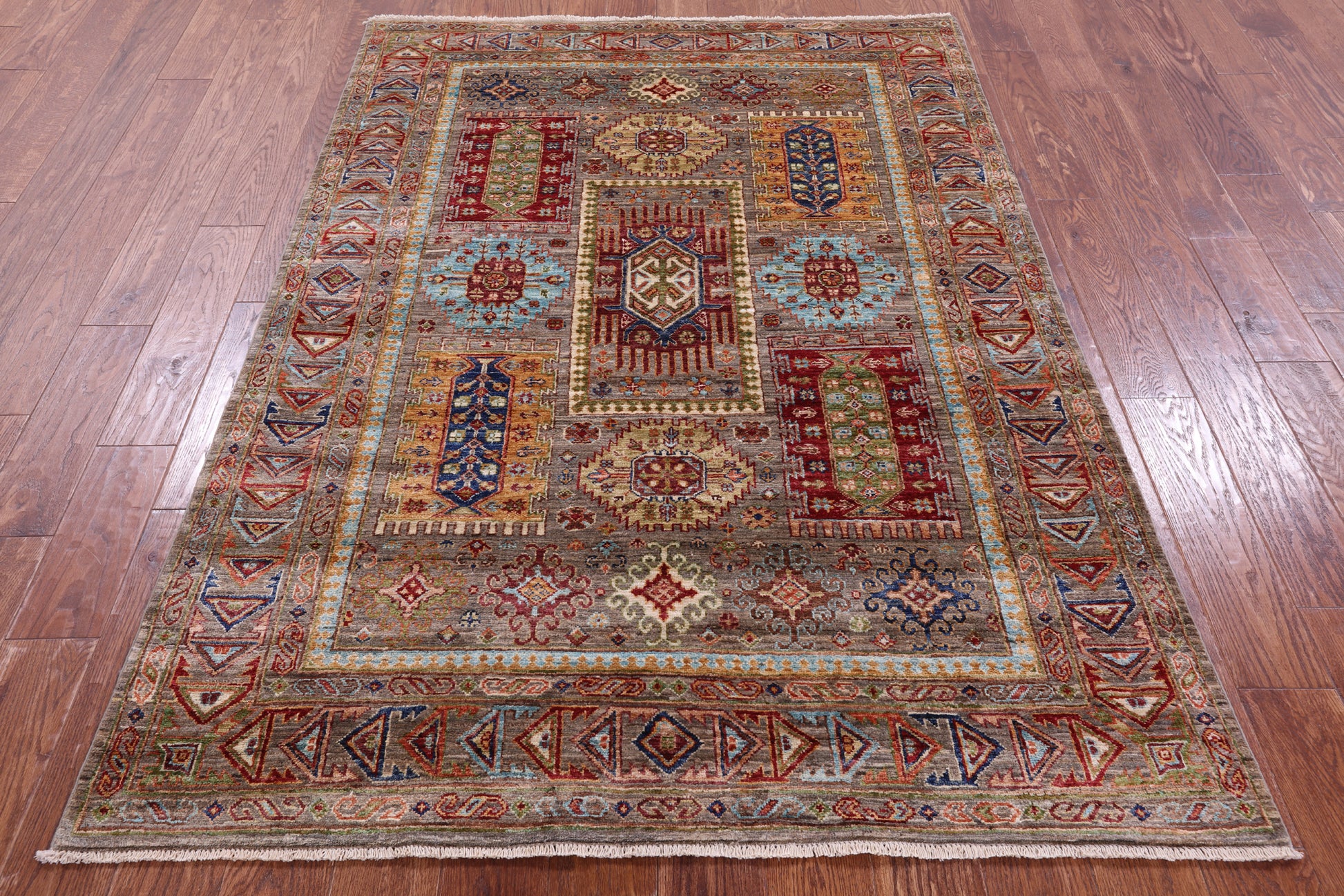 Turkmen Ersari Handmade Wool Rug - 4' 9" X 6' 7" - Golden Nile