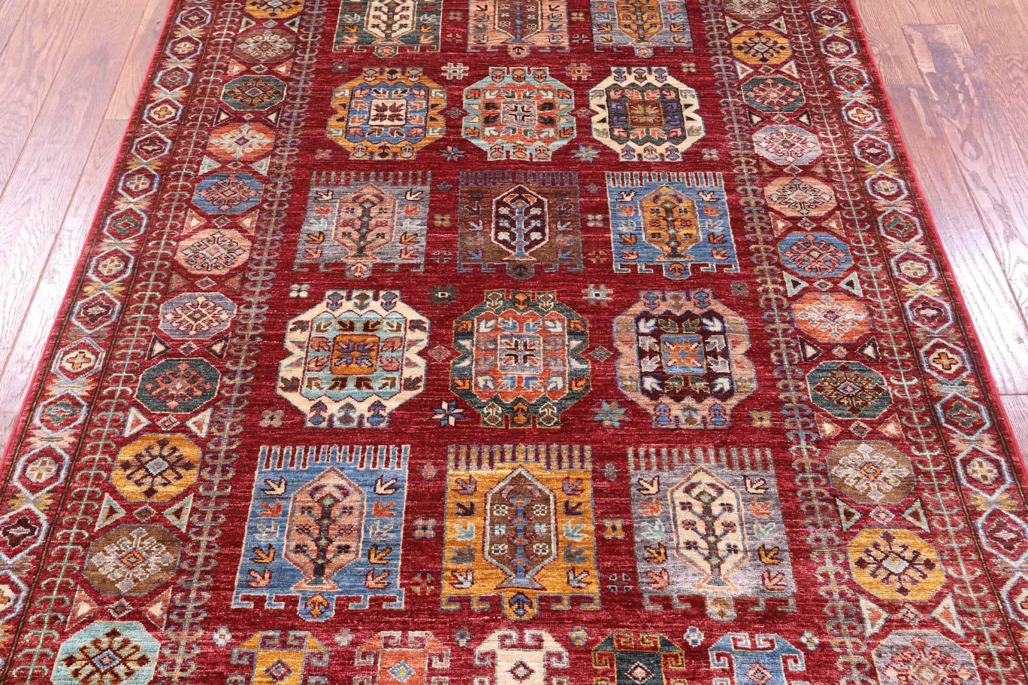 Red Turkmen Ersari Hand Knotted Wool Rug - 4' 11" X 6' 9" - Golden Nile