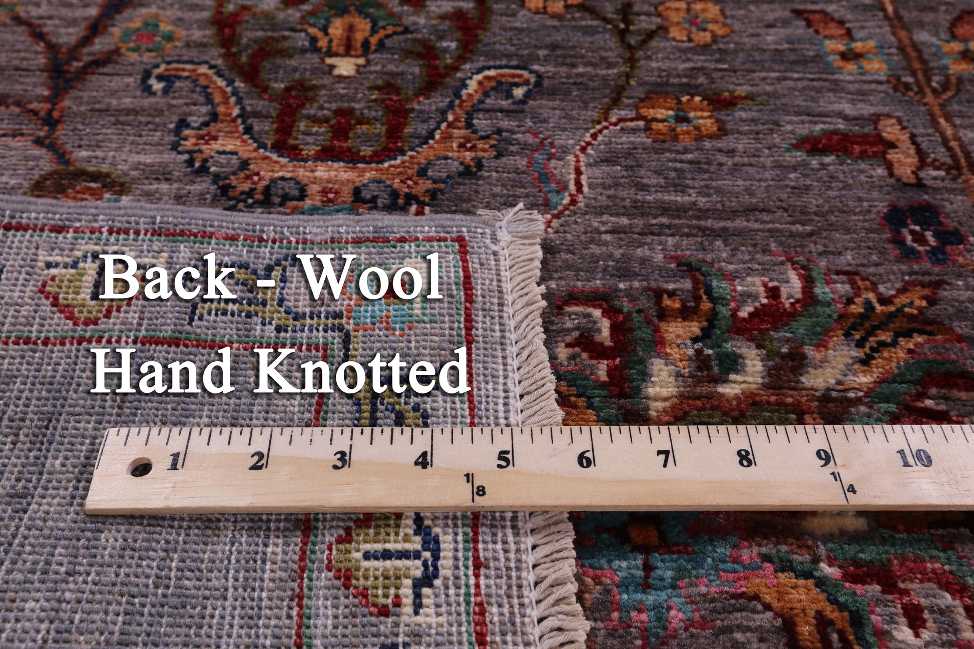 Peshawar Hand Knotted Wool Rug - 4' 10" X 6' 8" - Golden Nile