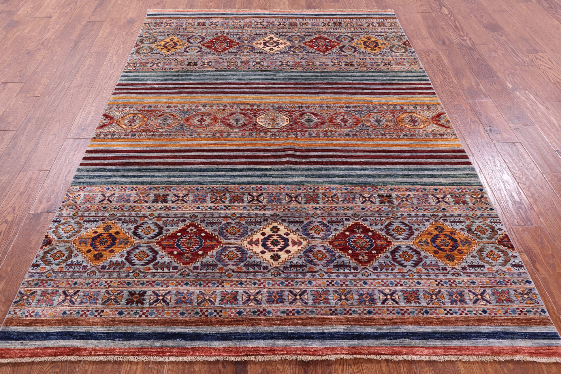 Khorjin Persian Gabbeh Hand Knotted Wool Rug - 5' 9" X 7' 11" - Golden Nile