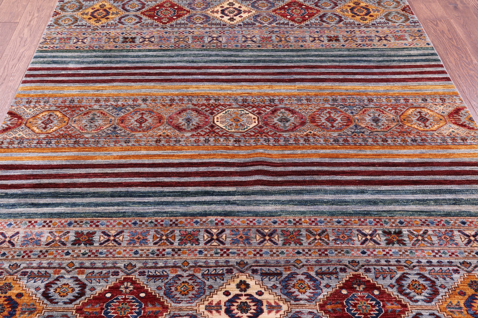 Khorjin Persian Gabbeh Hand Knotted Wool Rug - 5' 9" X 7' 11" - Golden Nile