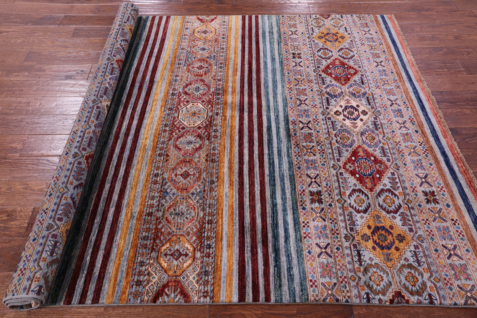 Khorjin Persian Gabbeh Hand Knotted Wool Rug - 5' 9" X 7' 11" - Golden Nile