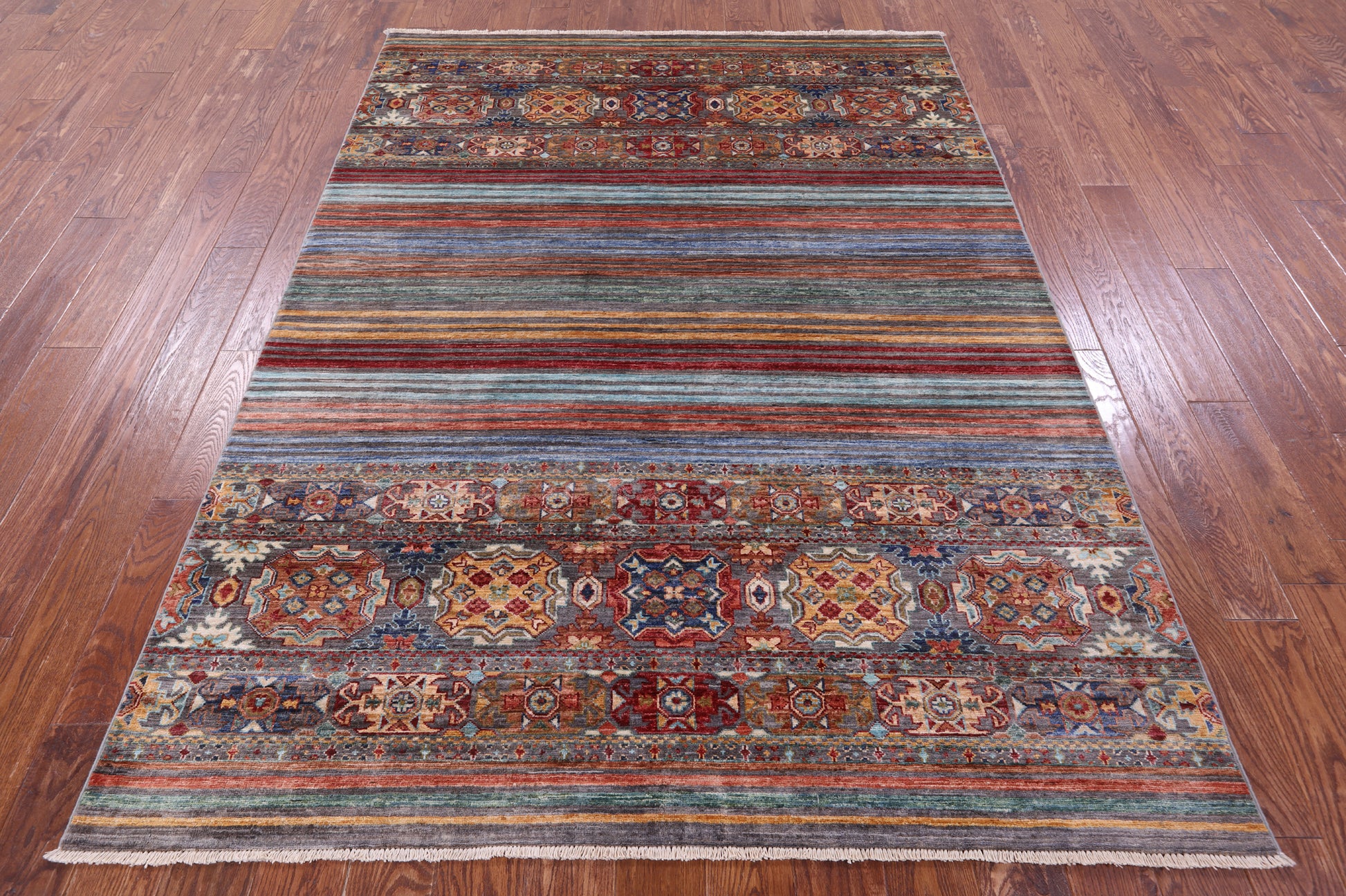 Khorjin Persian Gabbeh Hand Knotted Wool Rug - 5' 9" X 7' 10" - Golden Nile