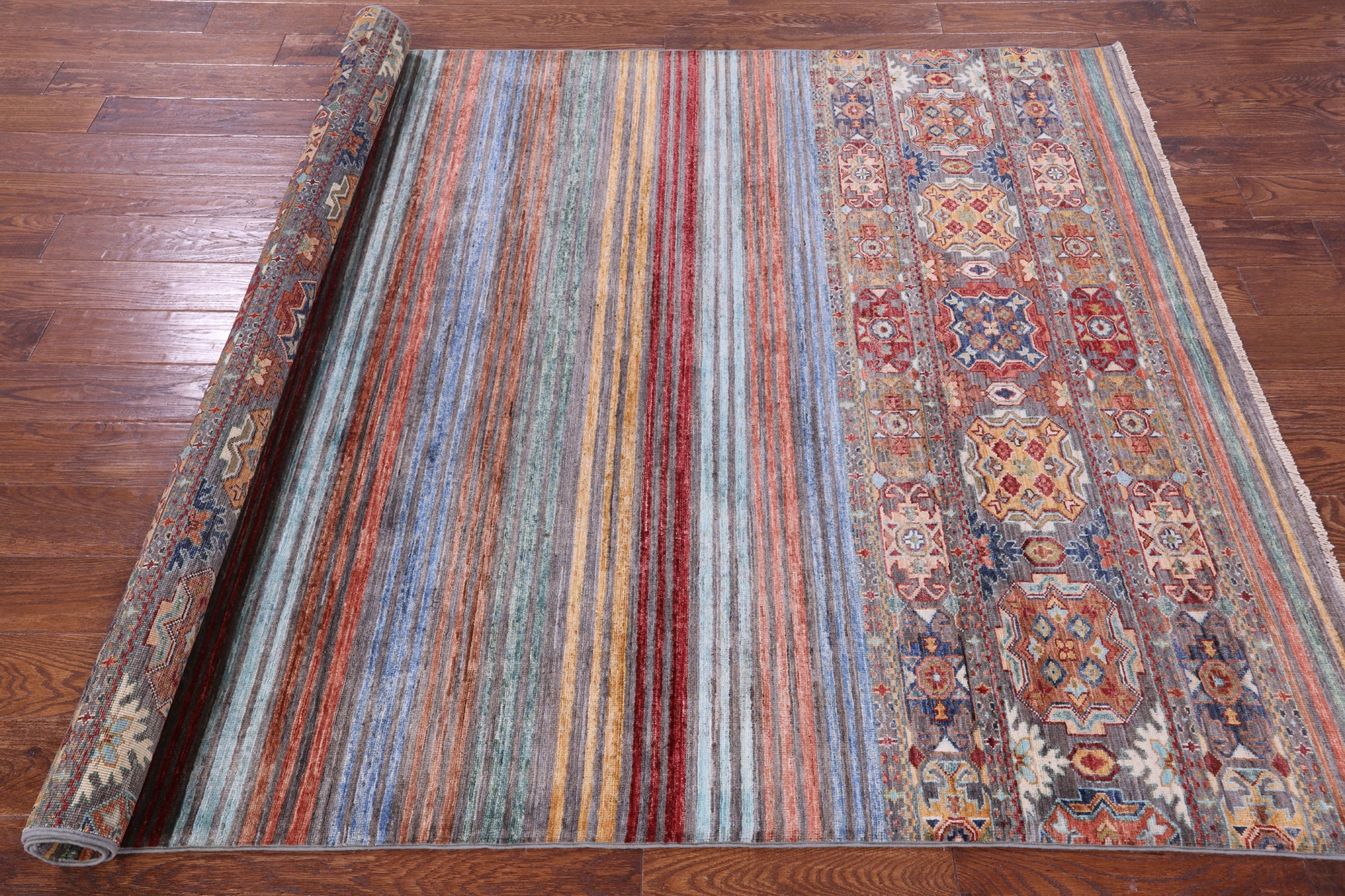 Khorjin Persian Gabbeh Hand Knotted Wool Rug - 5' 9" X 7' 10" - Golden Nile