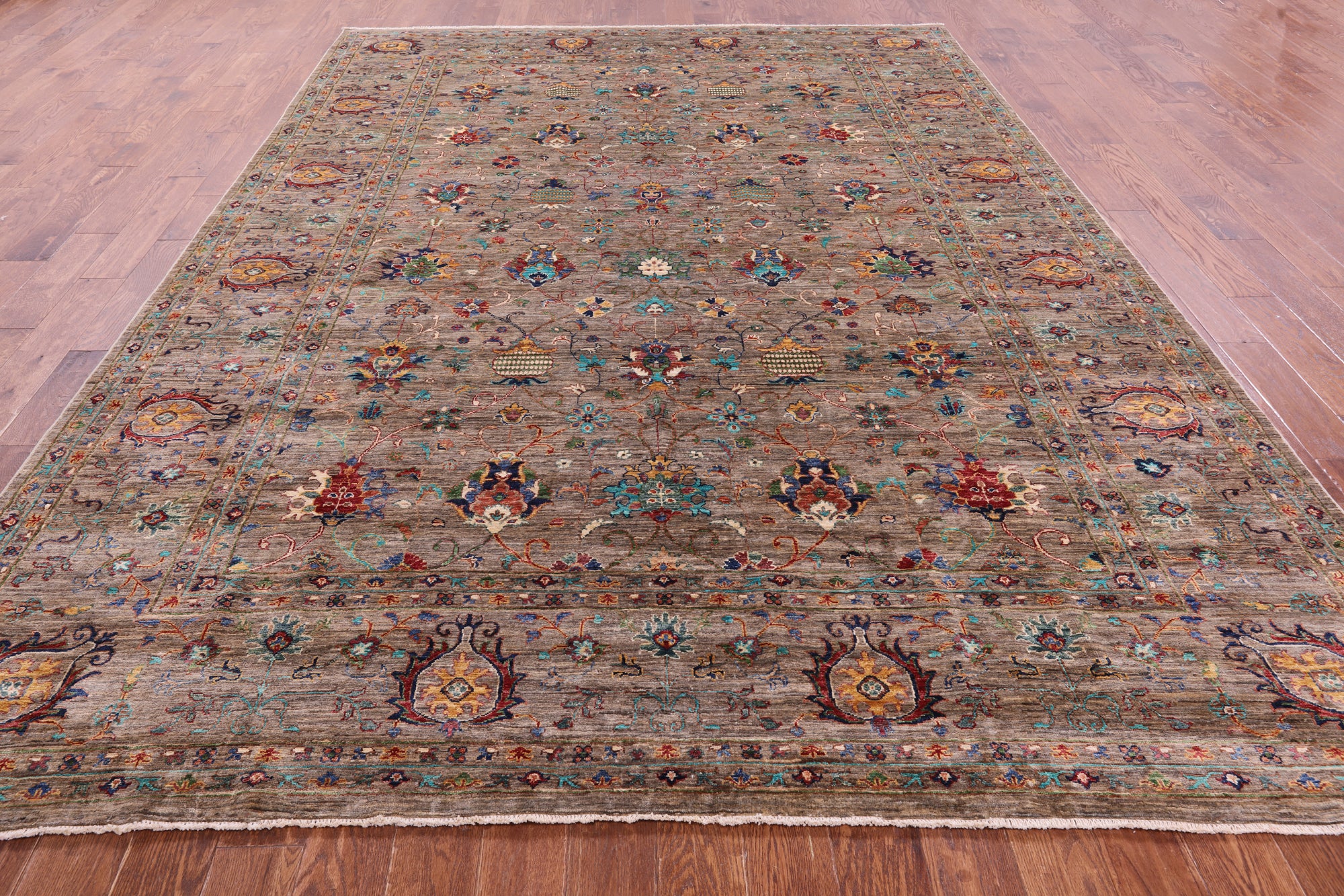 Peshawar Hand Knotted Wool Rug - 8' 9" X 12' 2" - Golden Nile