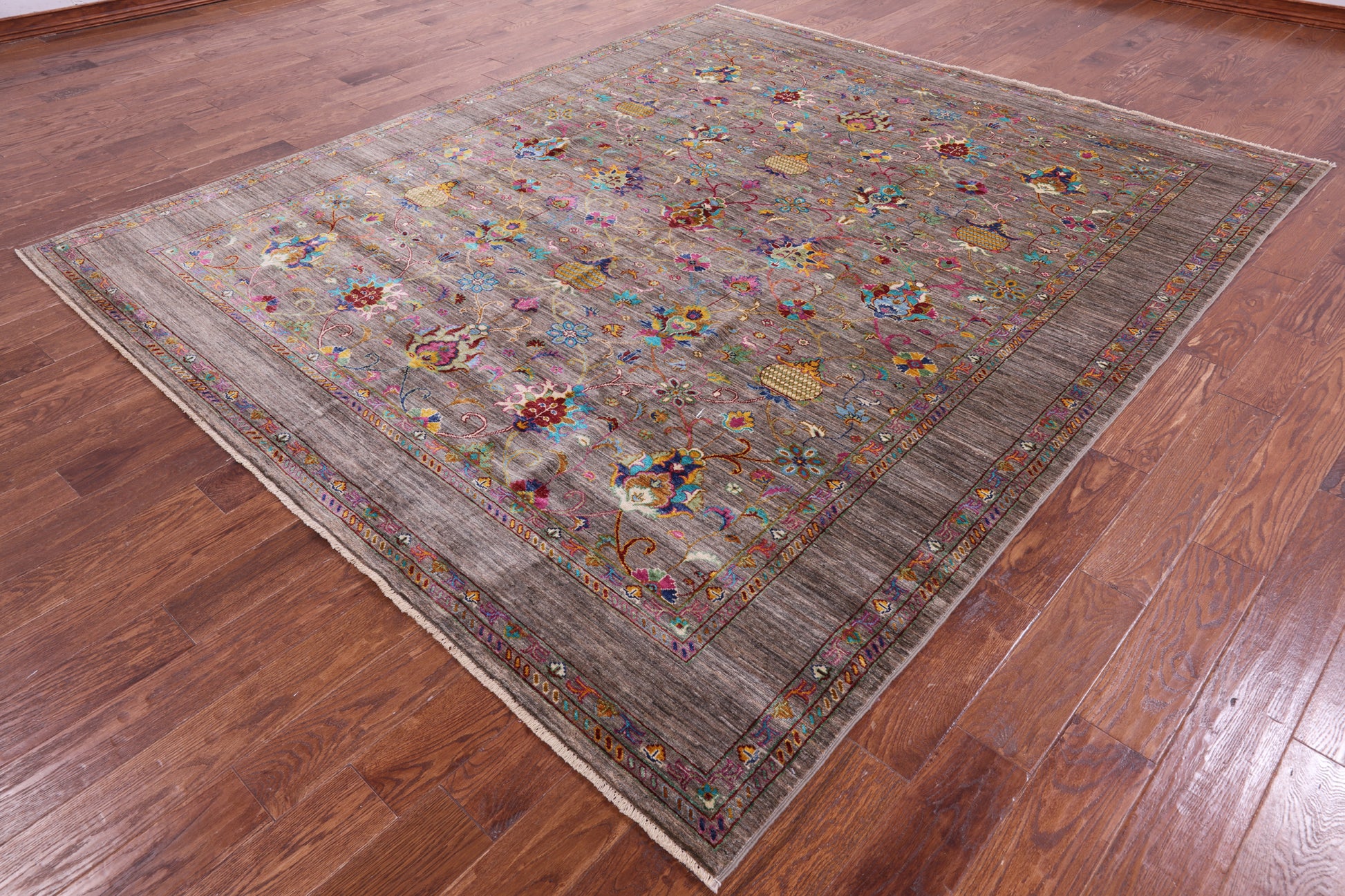 Peshawar Hand Knotted Wool Rug - 8' 4" X 9' 10" - Golden Nile