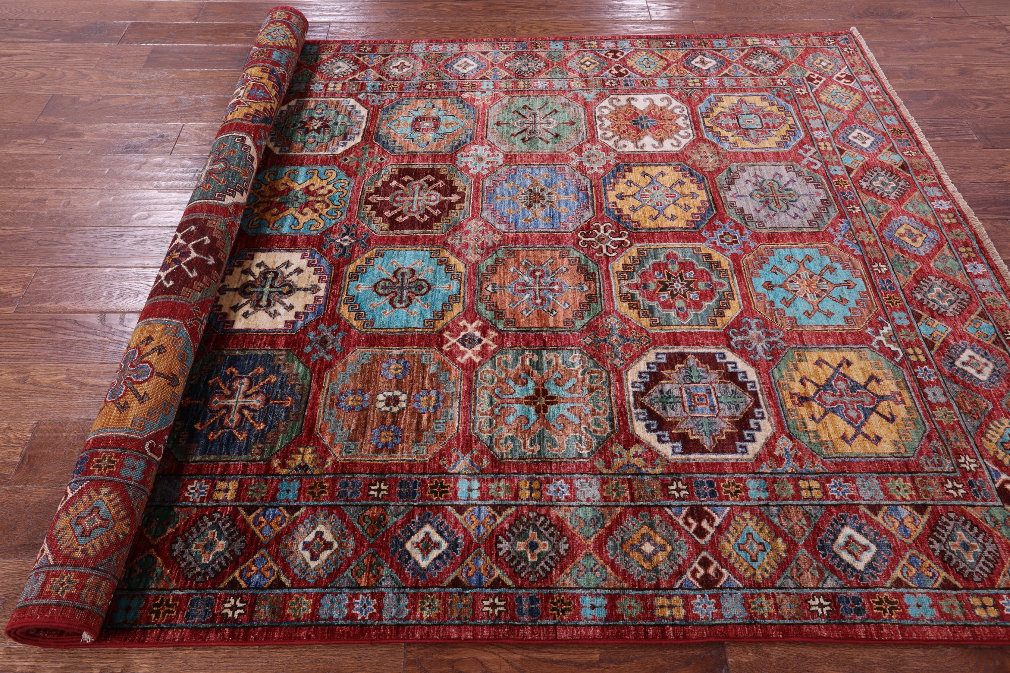 Red Turkmen Ersari Hand Knotted Wool Rug - 5' 6" X 7' 11" - Golden Nile