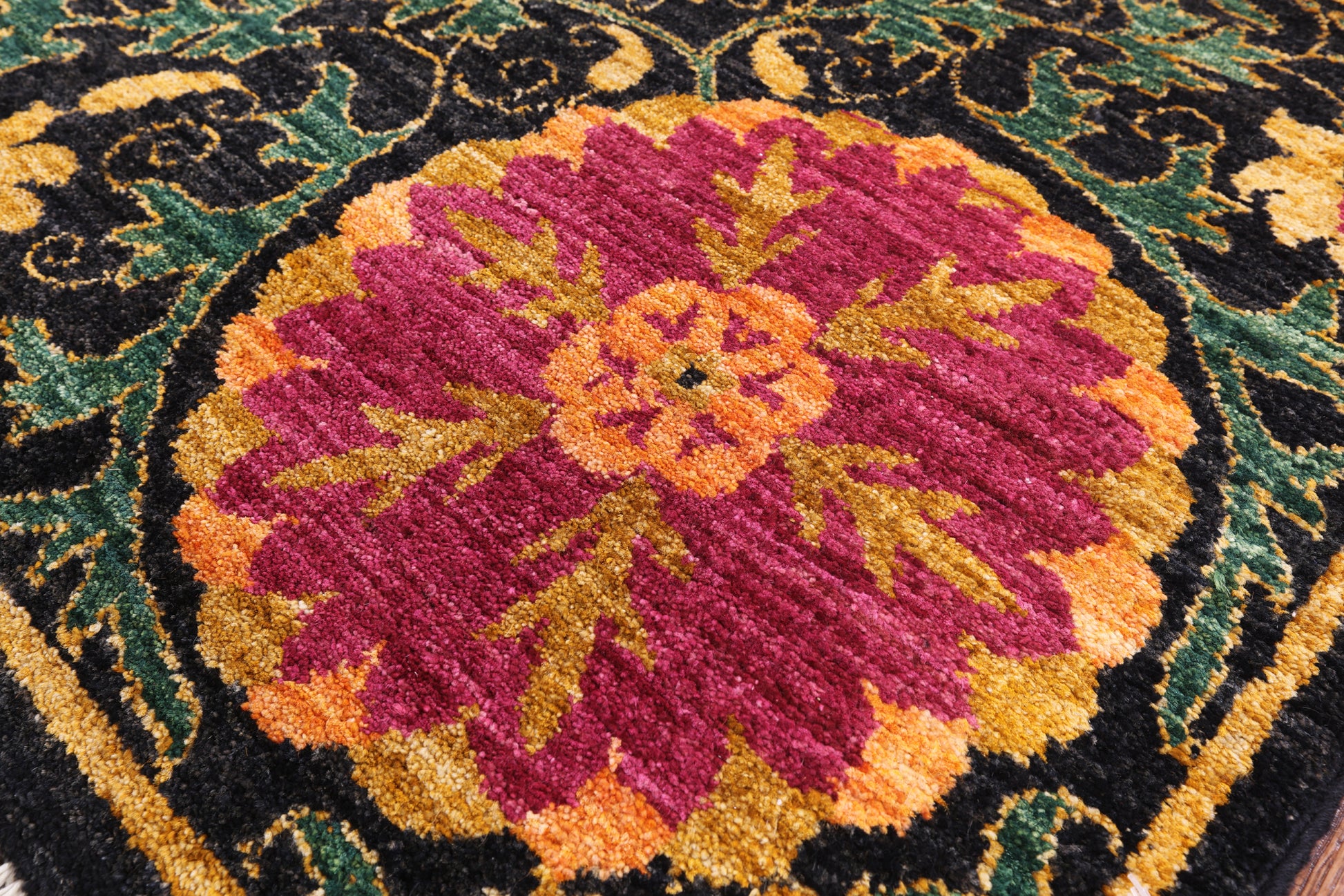 Black William Morris Handmade Wool Area Rug - 6' 2" X 8' 10" - Golden Nile