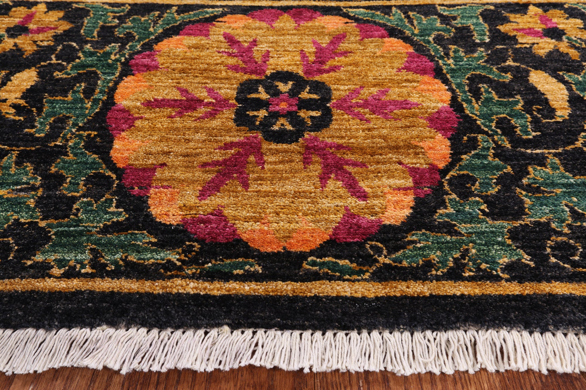 Black William Morris Handmade Wool Area Rug - 6' 2" X 8' 10" - Golden Nile