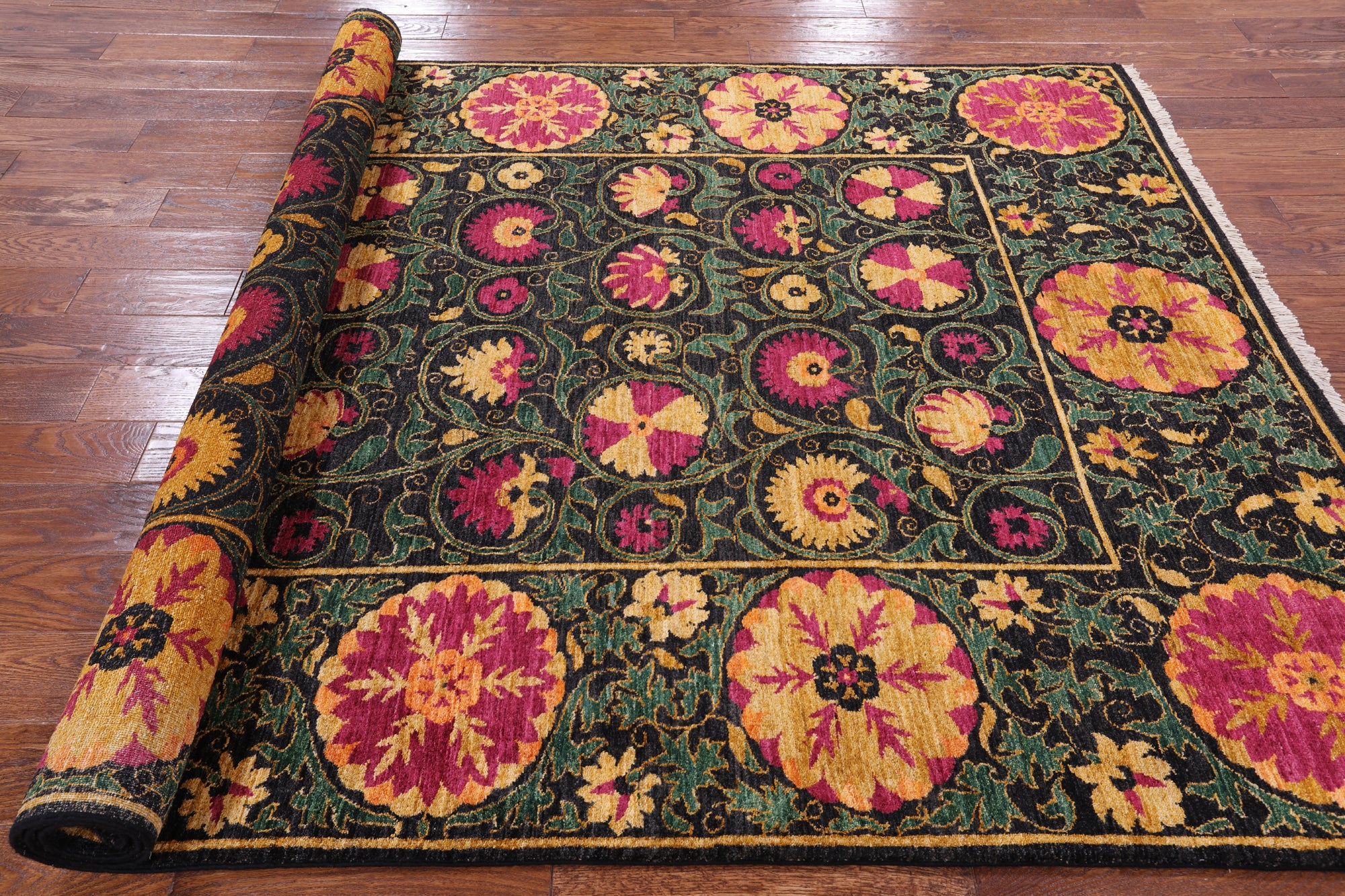 Black William Morris Handmade Wool Area Rug - 6' 2" X 8' 10" - Golden Nile
