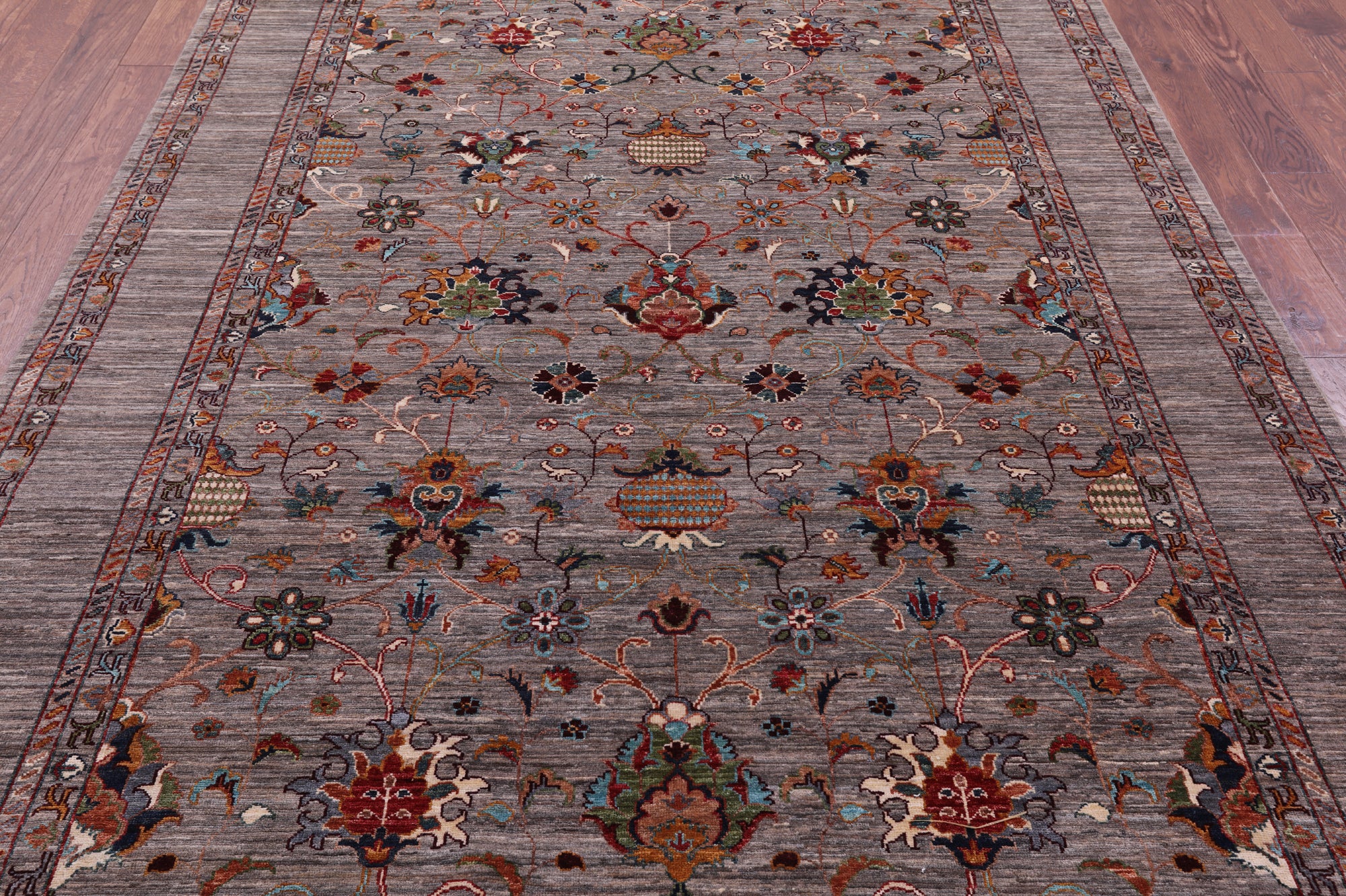 Peshawar Hand Knotted Wool Rug - 6' 8" X 9' 11" - Golden Nile