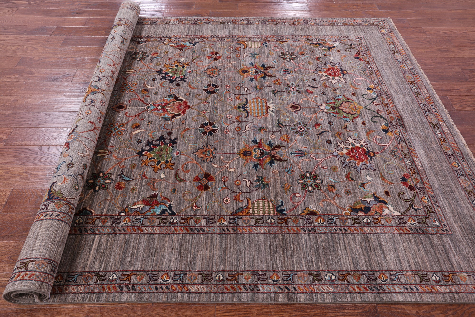 Peshawar Hand Knotted Wool Rug - 6' 8" X 9' 11" - Golden Nile